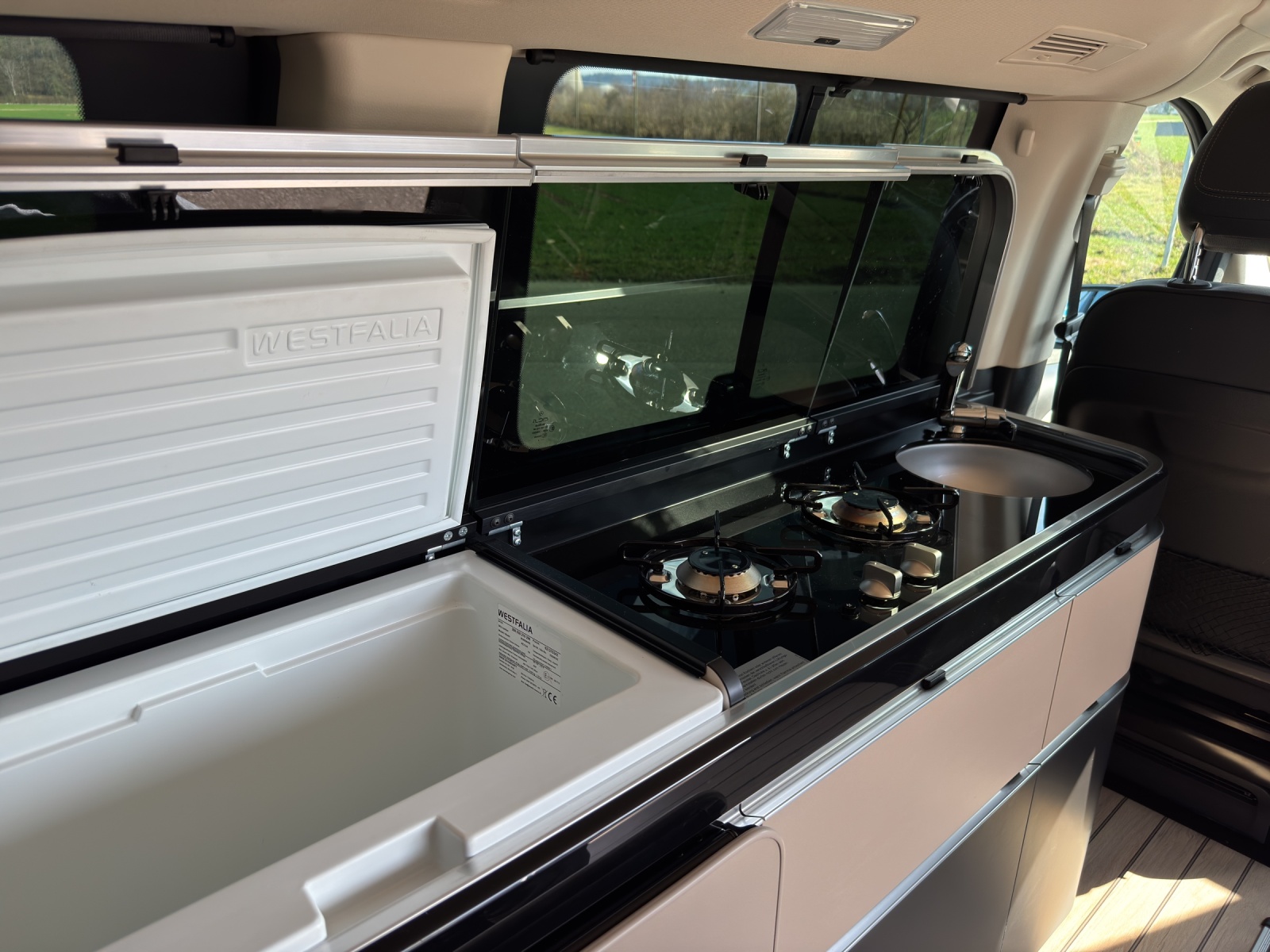 MERCEDES-BENZ Marco Polo 250 d AMG Line-image-11