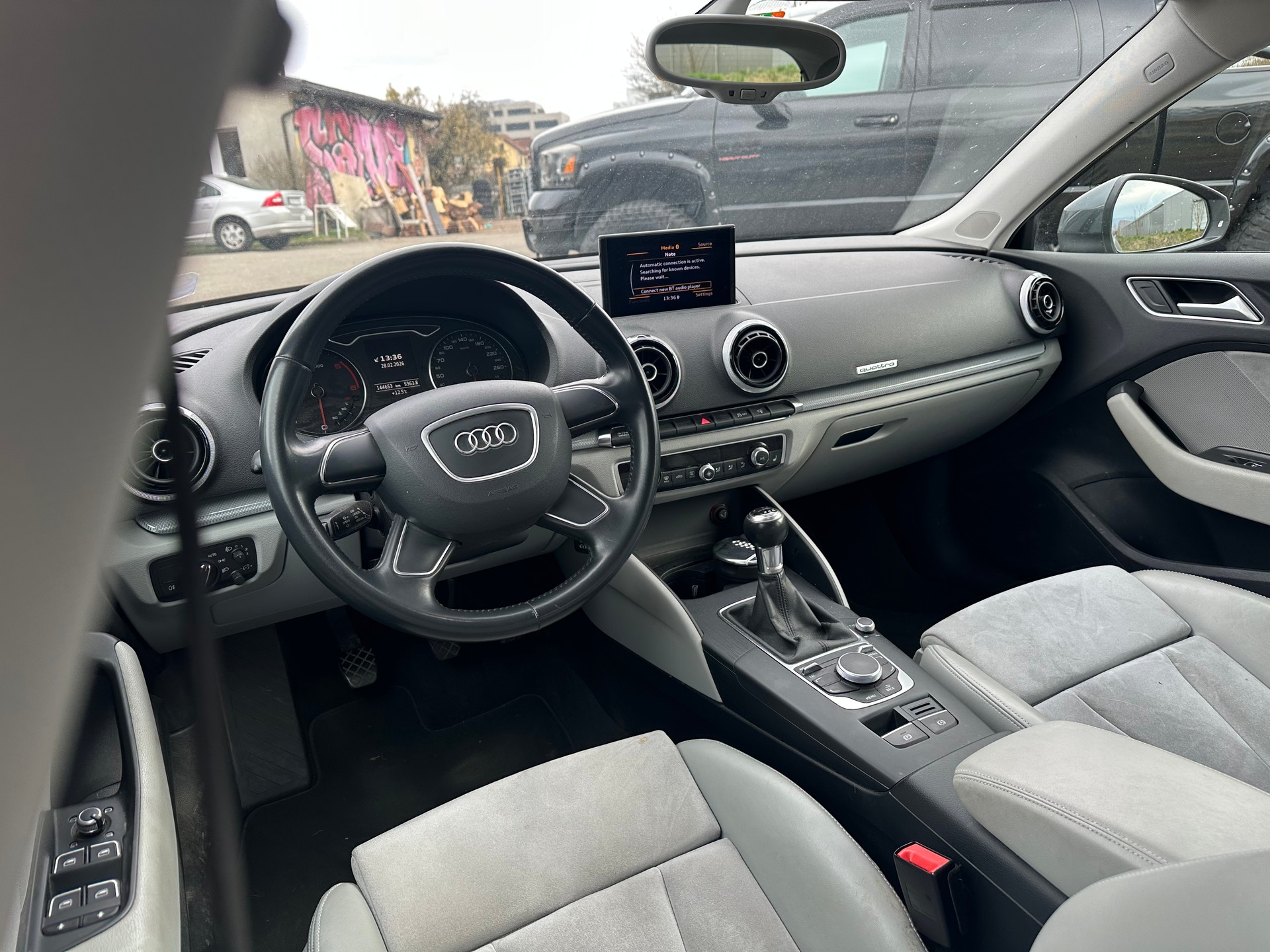 AUDI A3 Sportback 2.0 TDI Ambiente quattro-image-12