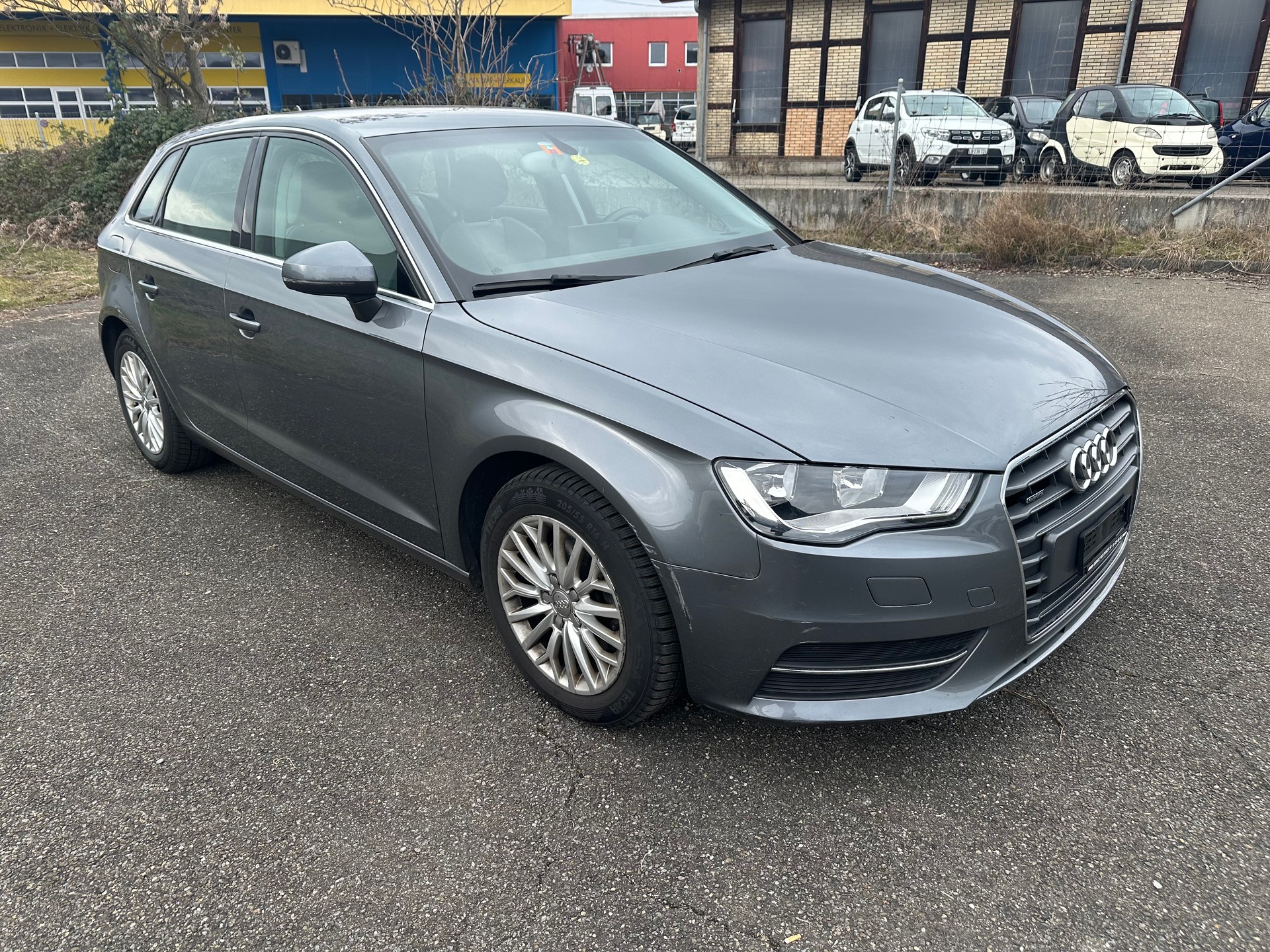 AUDI A3 Sportback 2.0 TDI Ambiente quattro-image-2