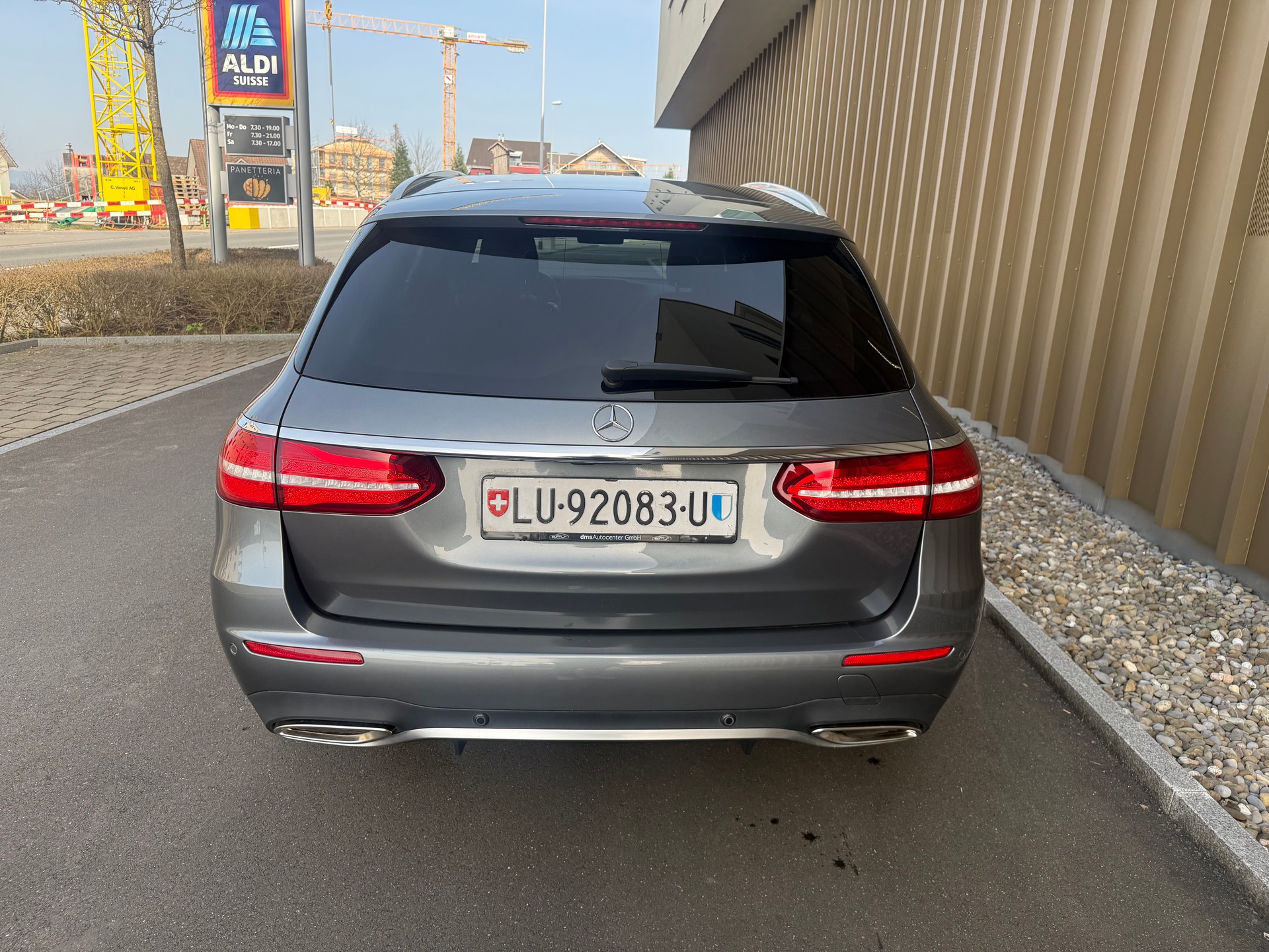 MERCEDES-BENZ E 450 AMG Line 4 Matic 9G-Tronic-image-5