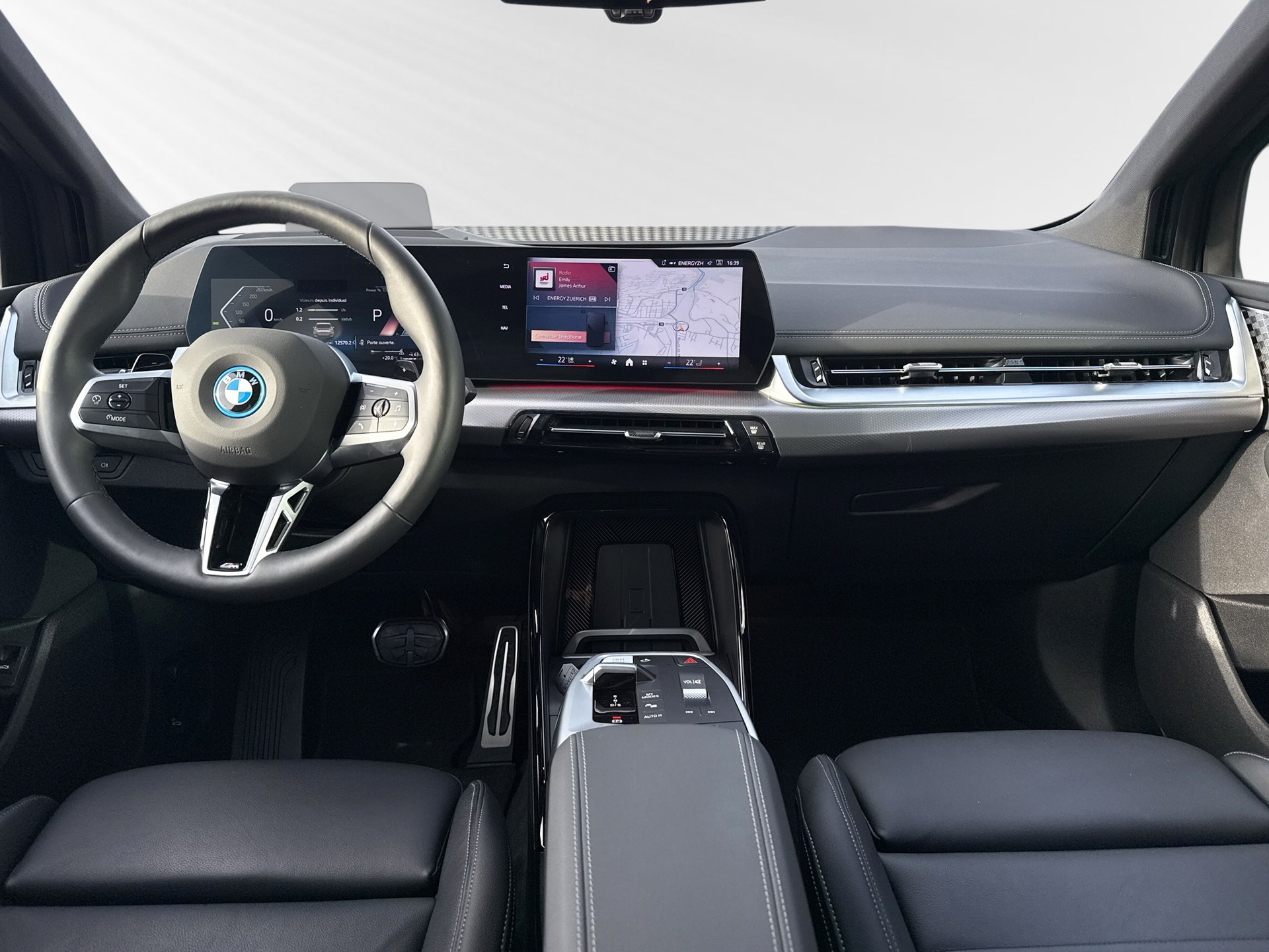 BMW 230e xDrive Active Tourer M Sport-image-6