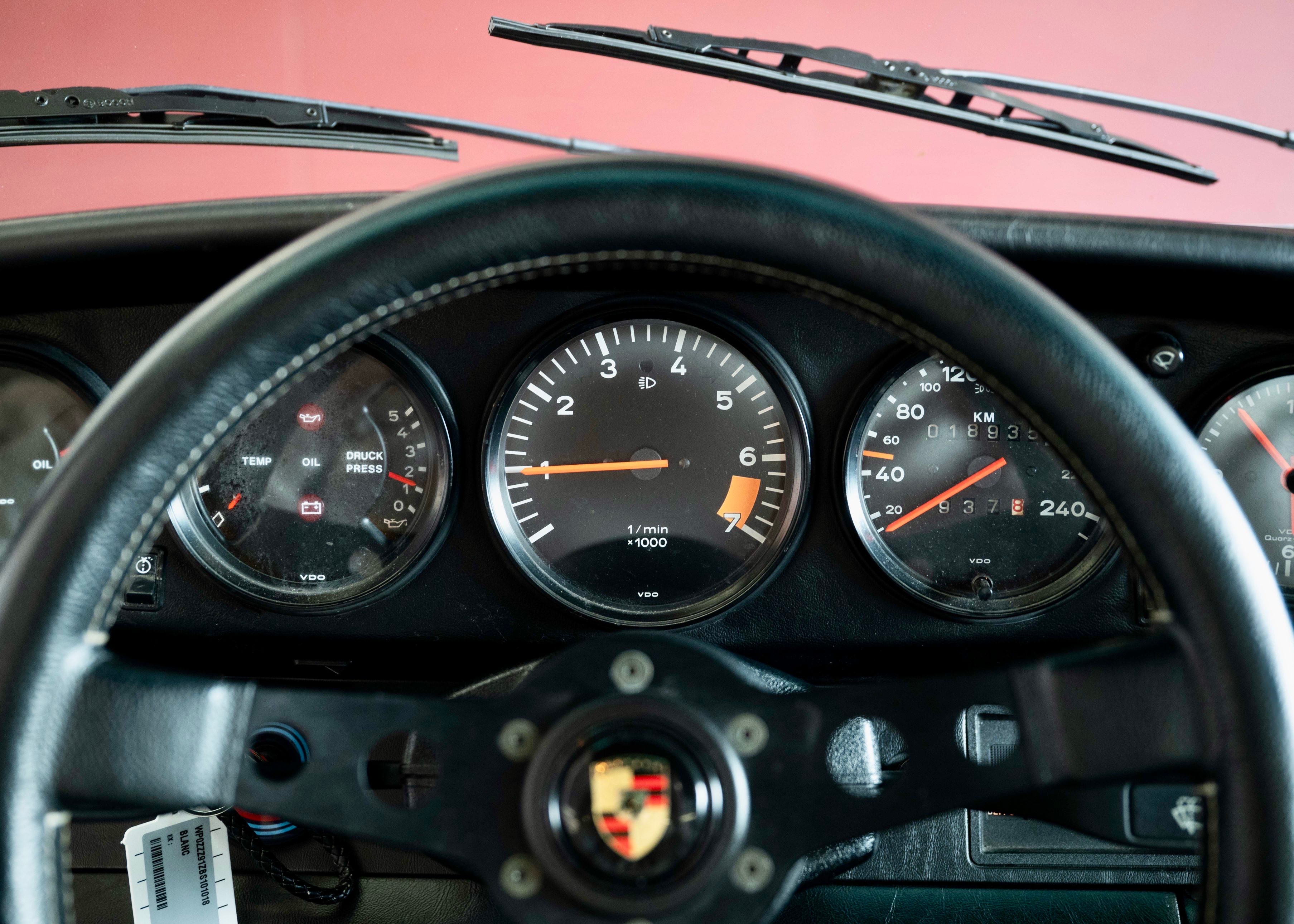 Image PORSCHE 911 911 Backdate 3.0 SC (Swiss registration)