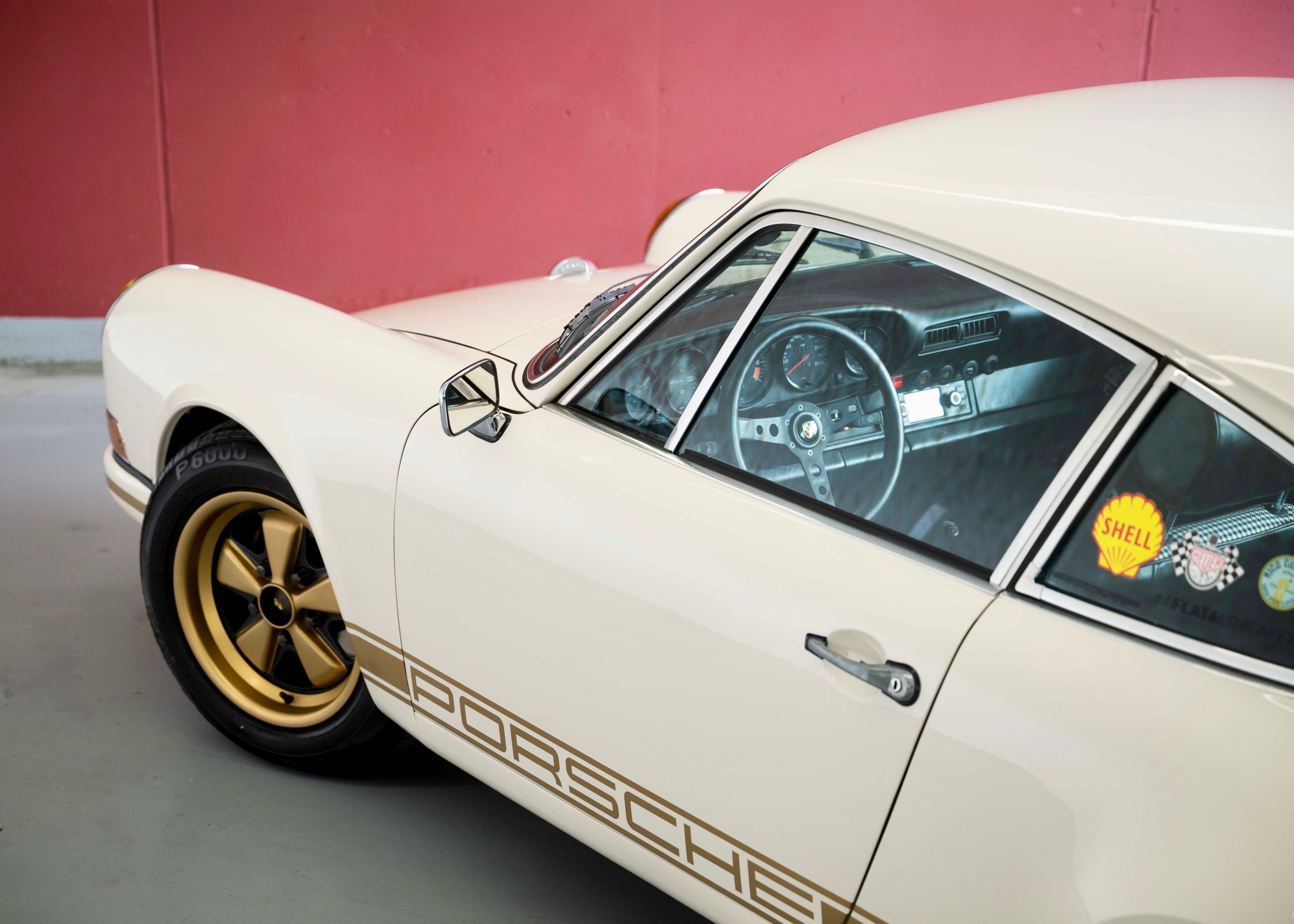 Image PORSCHE 911 911 Backdate 3.0 SC (Swiss registration)