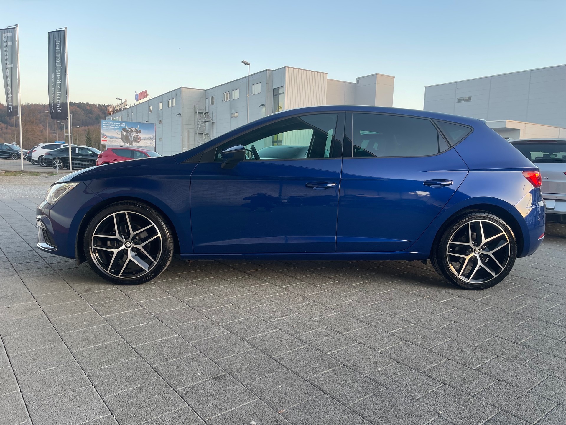 SEAT Leon 1.5 TSI EVO FR ACT FR DSG-image-8