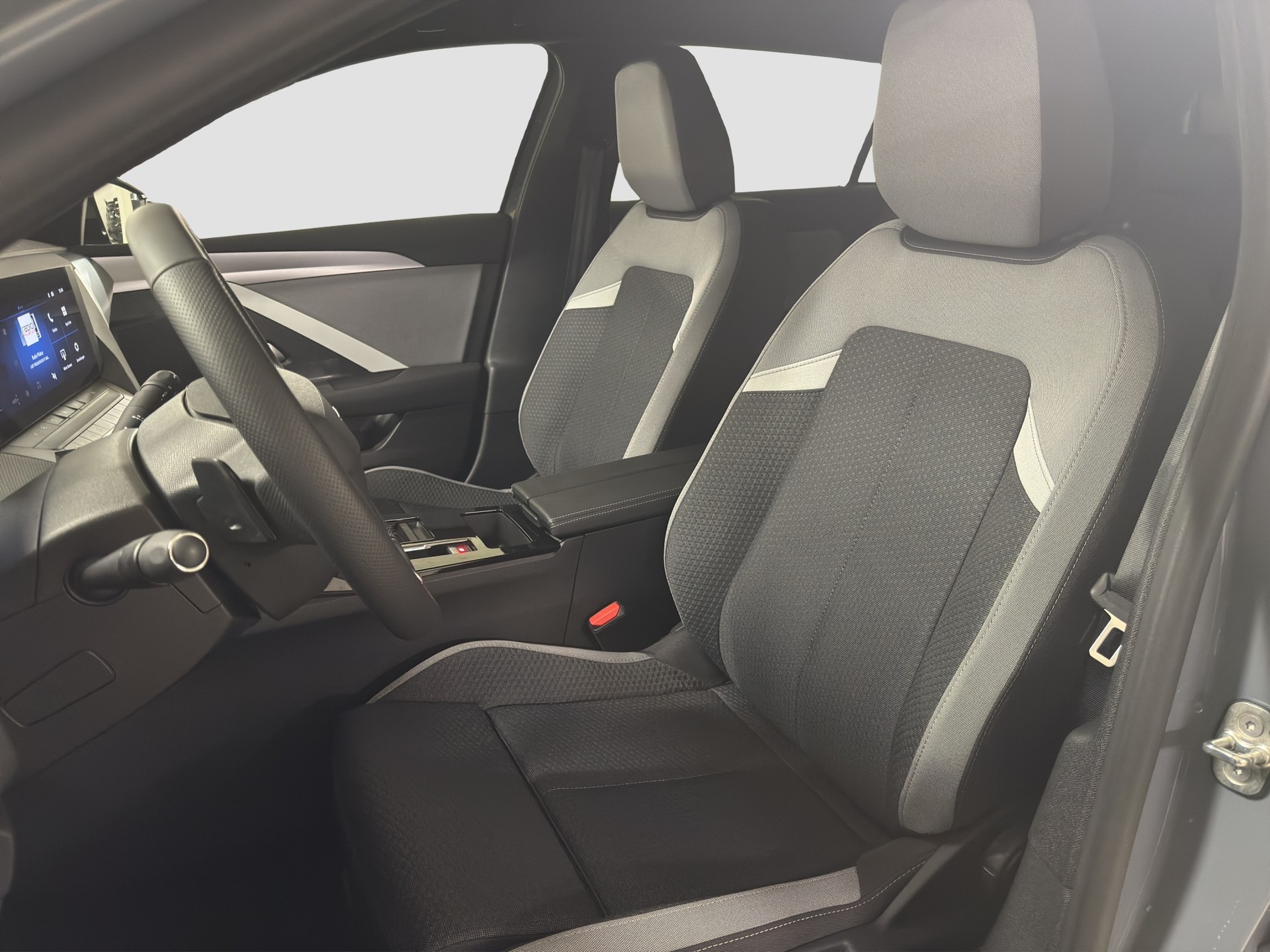 OPEL Astra Sports Tourer 1.2 T Hybrid Energize Your Fleet-image-8
