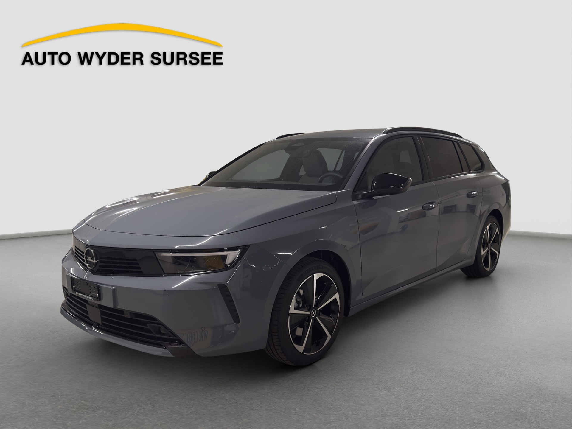 OPEL Astra Sports Tourer 1.2 T Hybrid Energize Your Fleet-image-0
