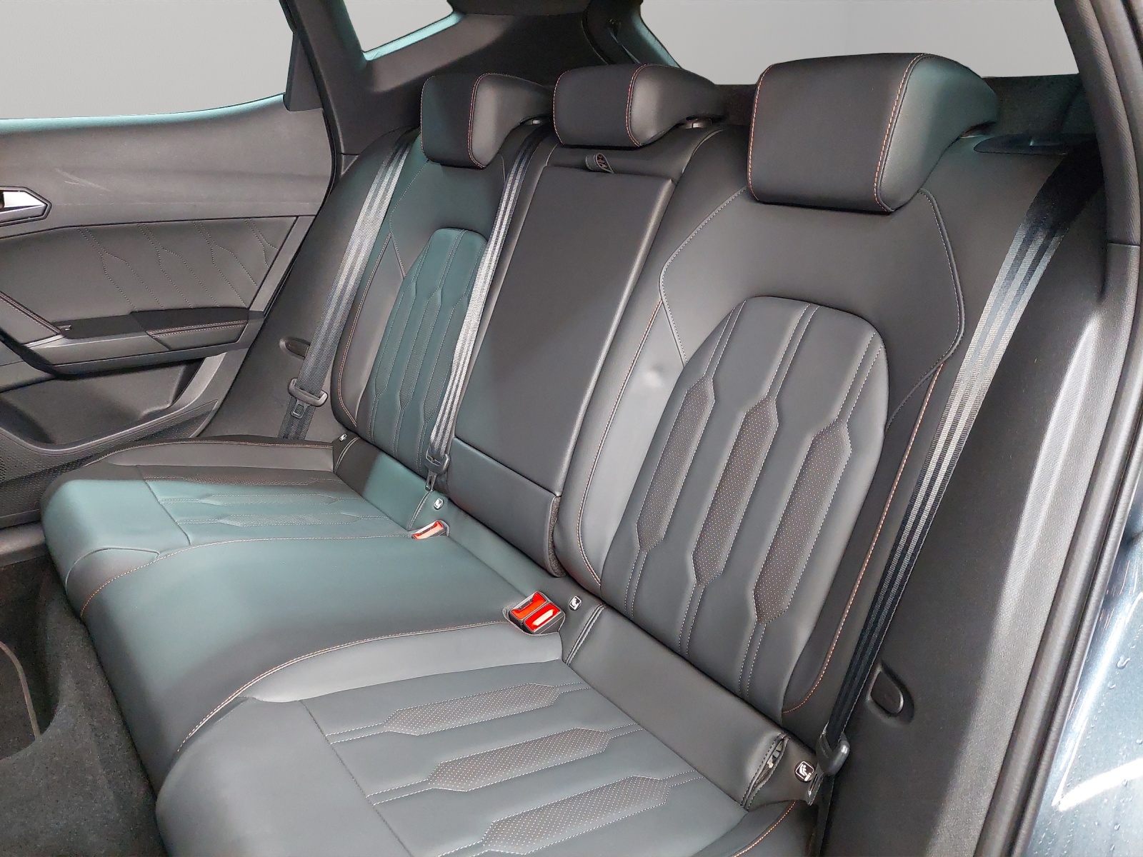 CUPRA Formentor 1.4 e-HYBRID pHEV VZ DSG-image-7