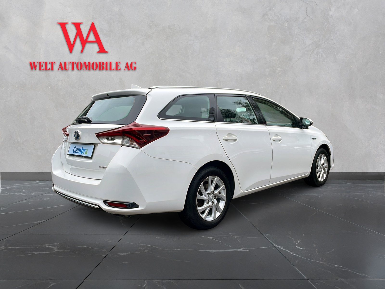 TOYOTA Auris Touring Sports 1.8 HSD Trend e-CVT-image-4
