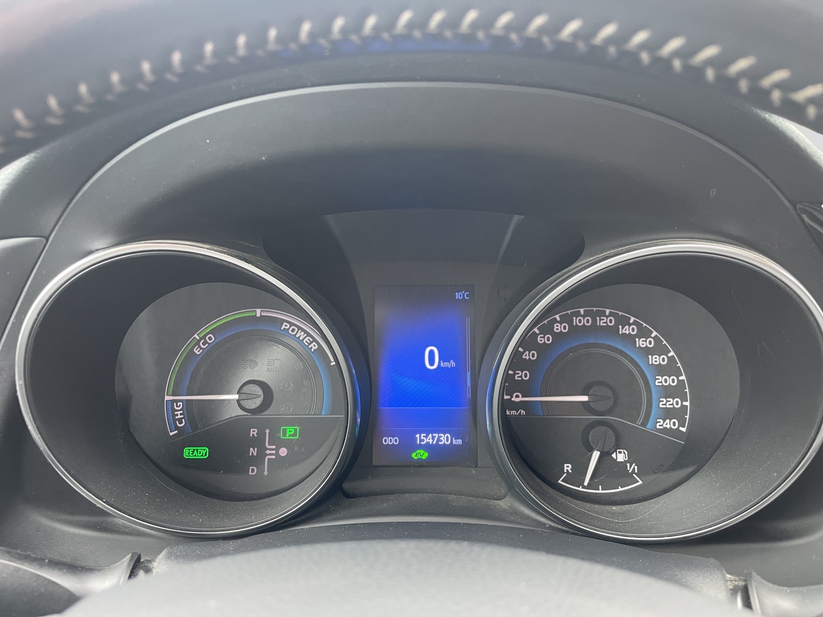 TOYOTA Auris Touring Sports 1.8 HSD Trend e-CVT-image-17
