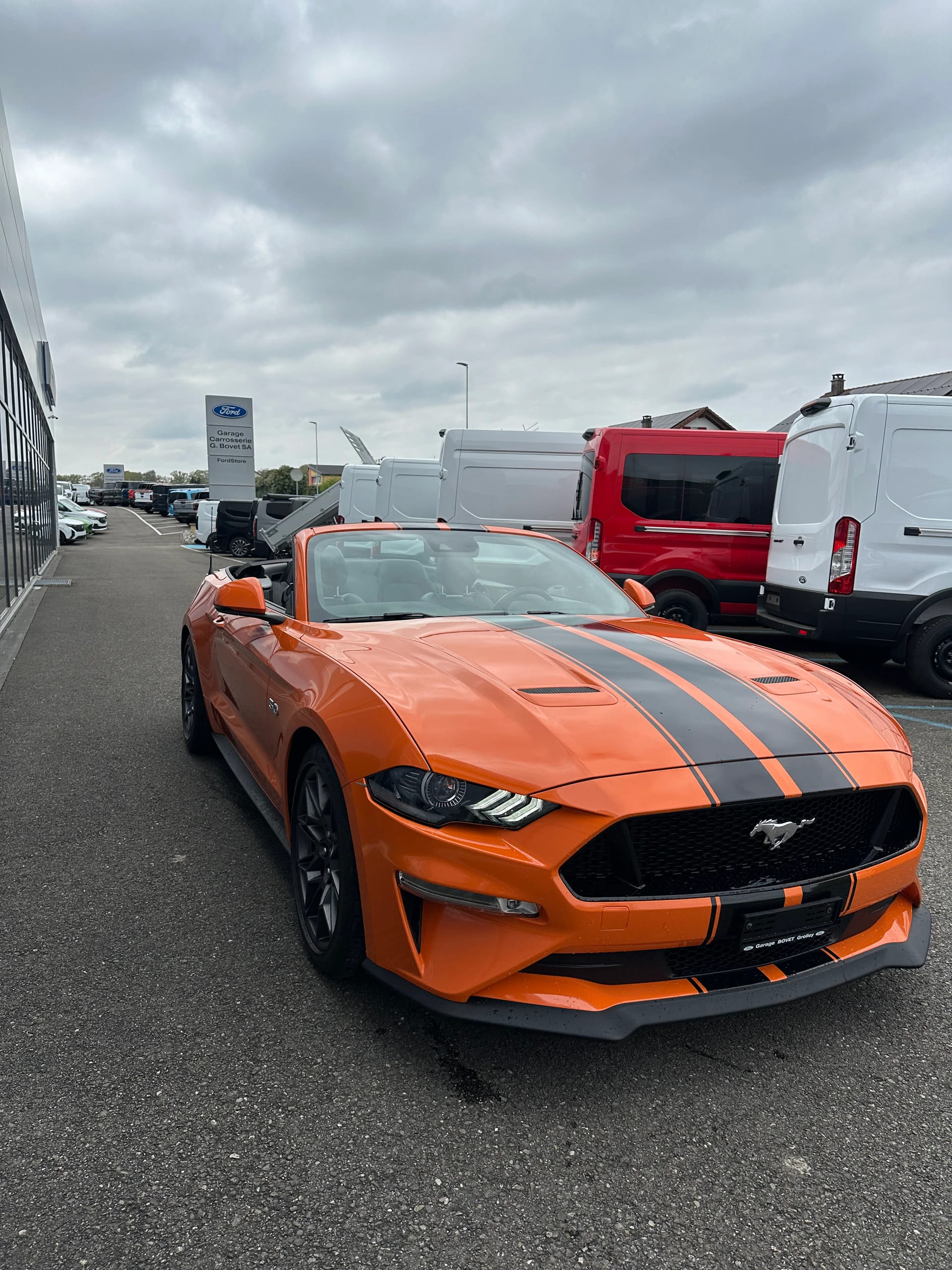 FORD Mustang Convertible 5.0 V8 GT-image-5
