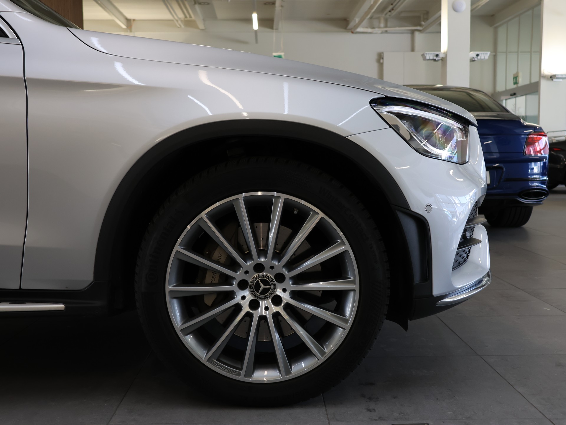MERCEDES-BENZ GLC 200 AMG Line 4Matic 9G-Tronic *360 Kamera* *Burmester* *Panoramadach*-image-7
