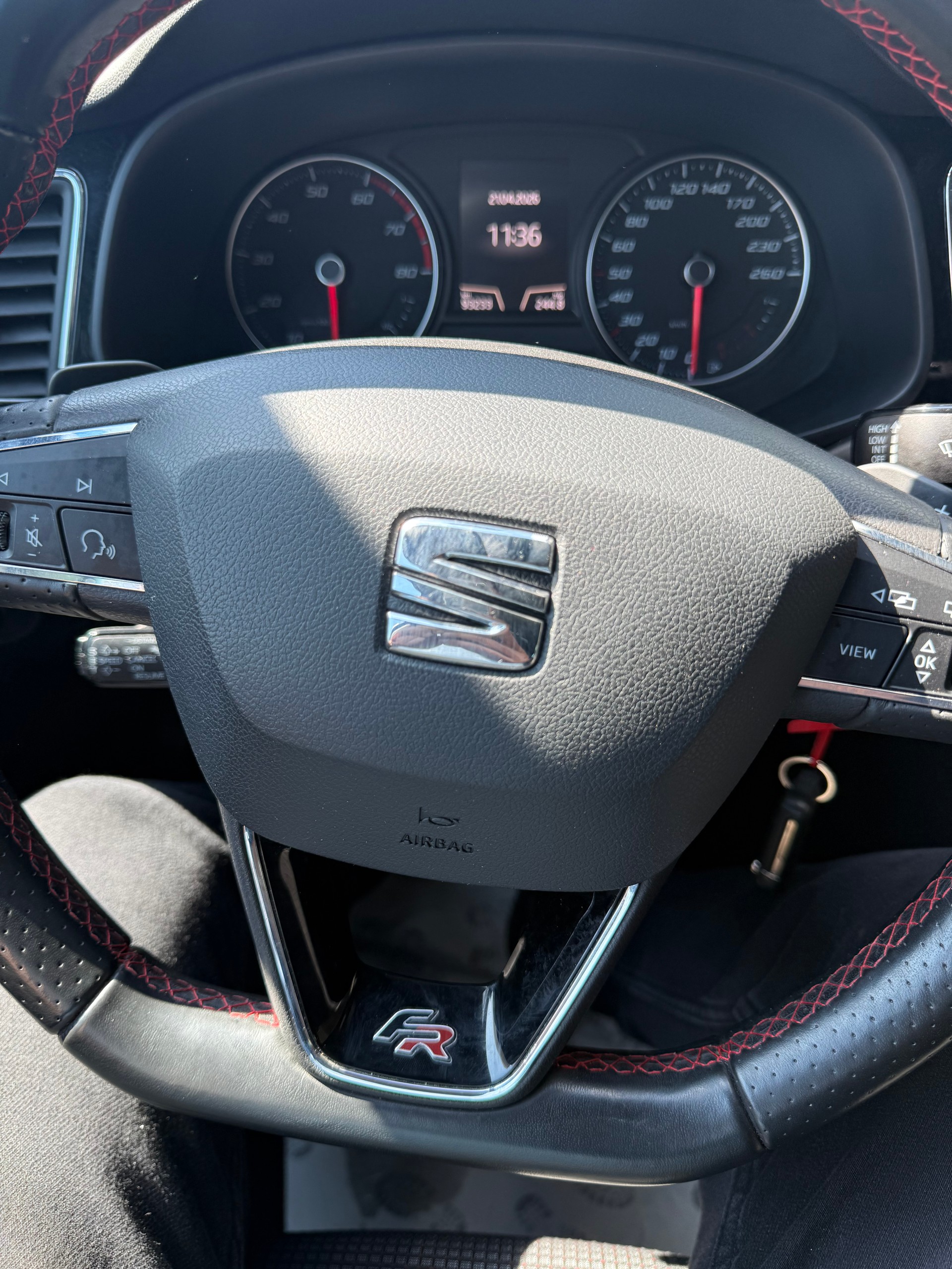 SEAT Leon ST 1.5 TGI FR DSG-image-10