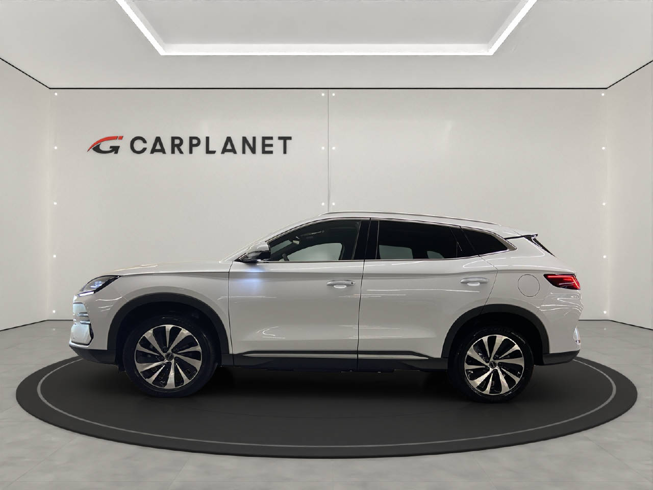 BYD Seal U DM-i Design AWD-showroom-element-1