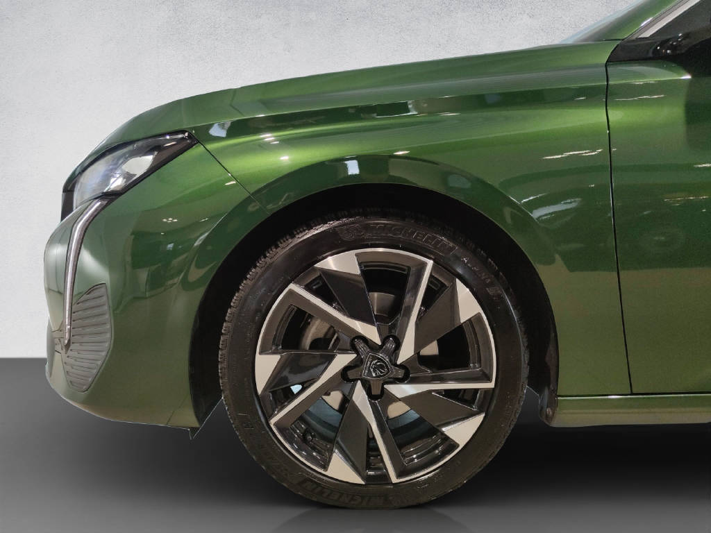 PEUGEOT 308 1.2 PureTech Allure Pack-image-6