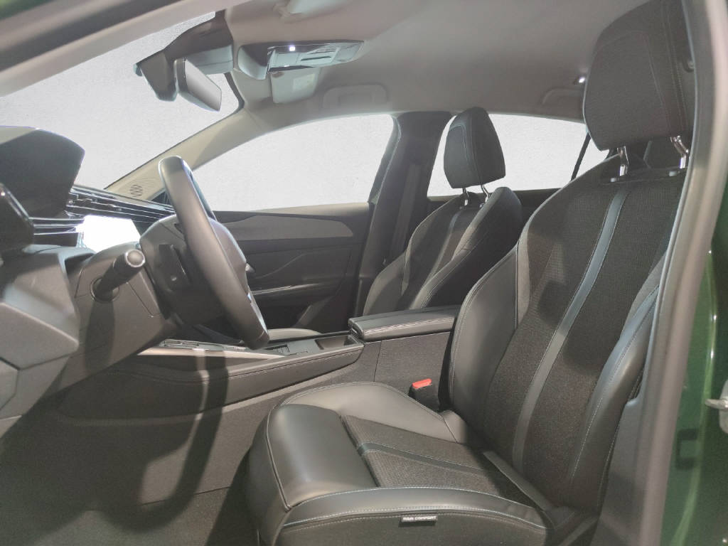 PEUGEOT 308 1.2 PureTech Allure Pack-image-9