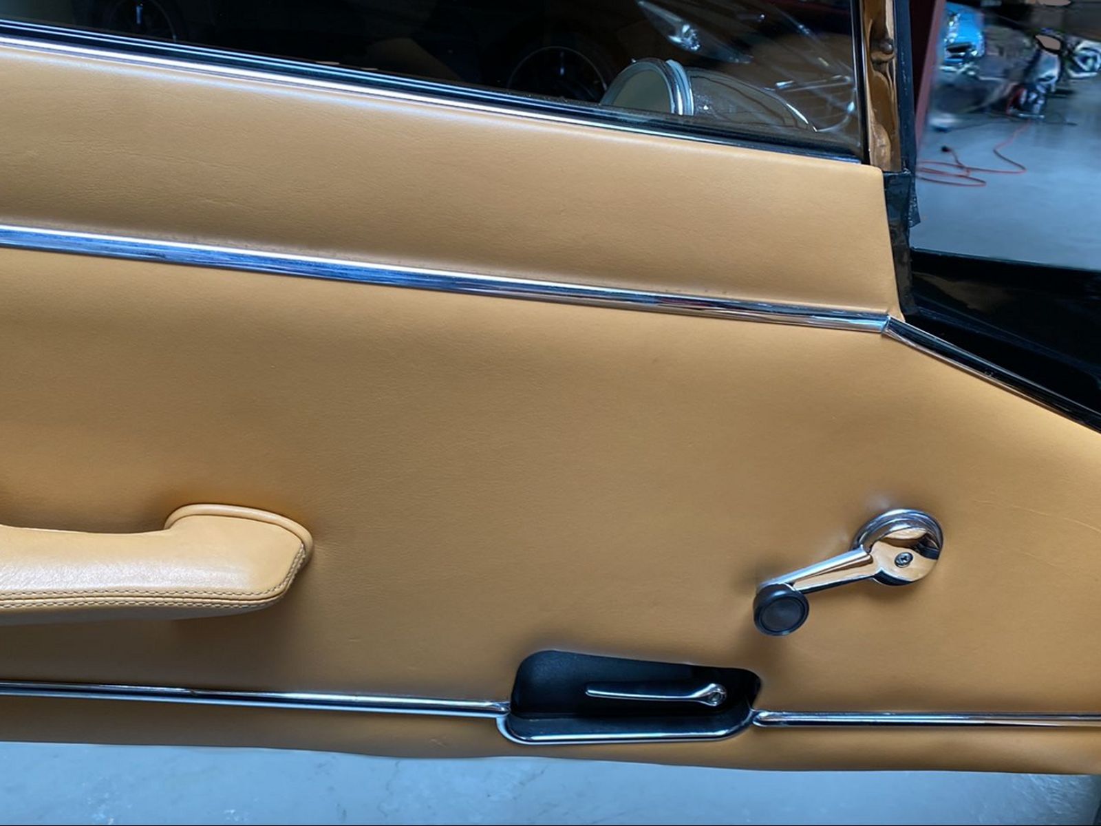 JAGUAR E-Type Serie III V12 Roadster-image-7