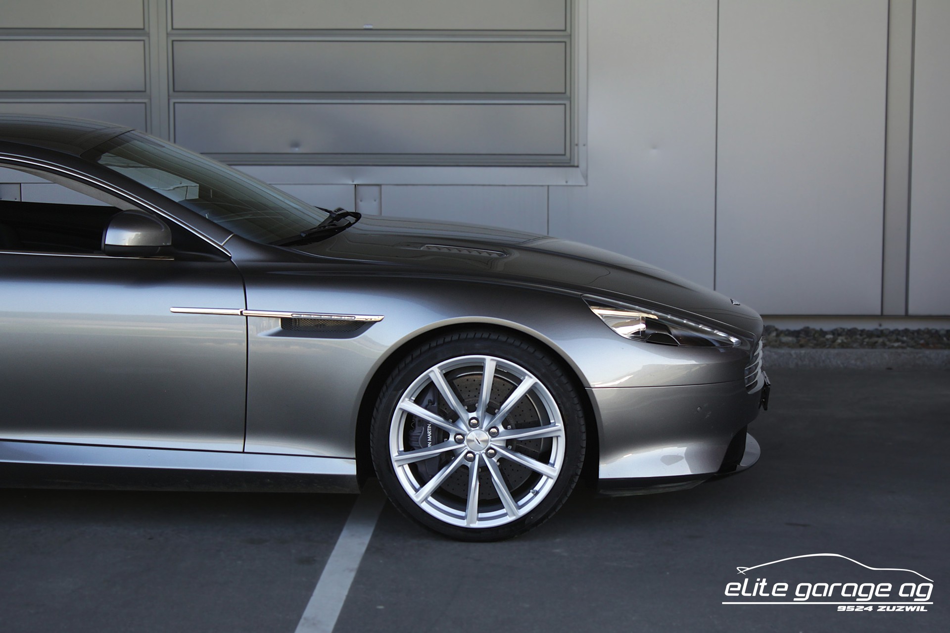 ASTON MARTIN DB9 GT Touchtronic 2-image-9