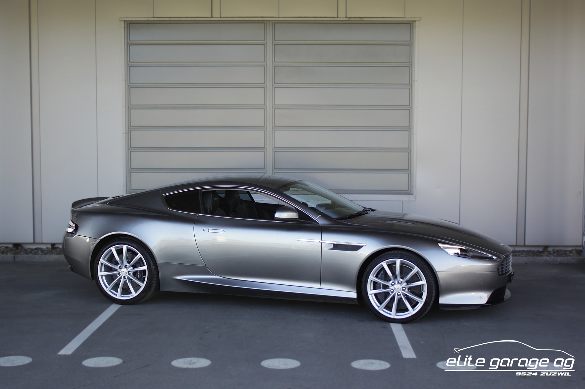 ASTON MARTIN DB9 GT Touchtronic 2-image-6
