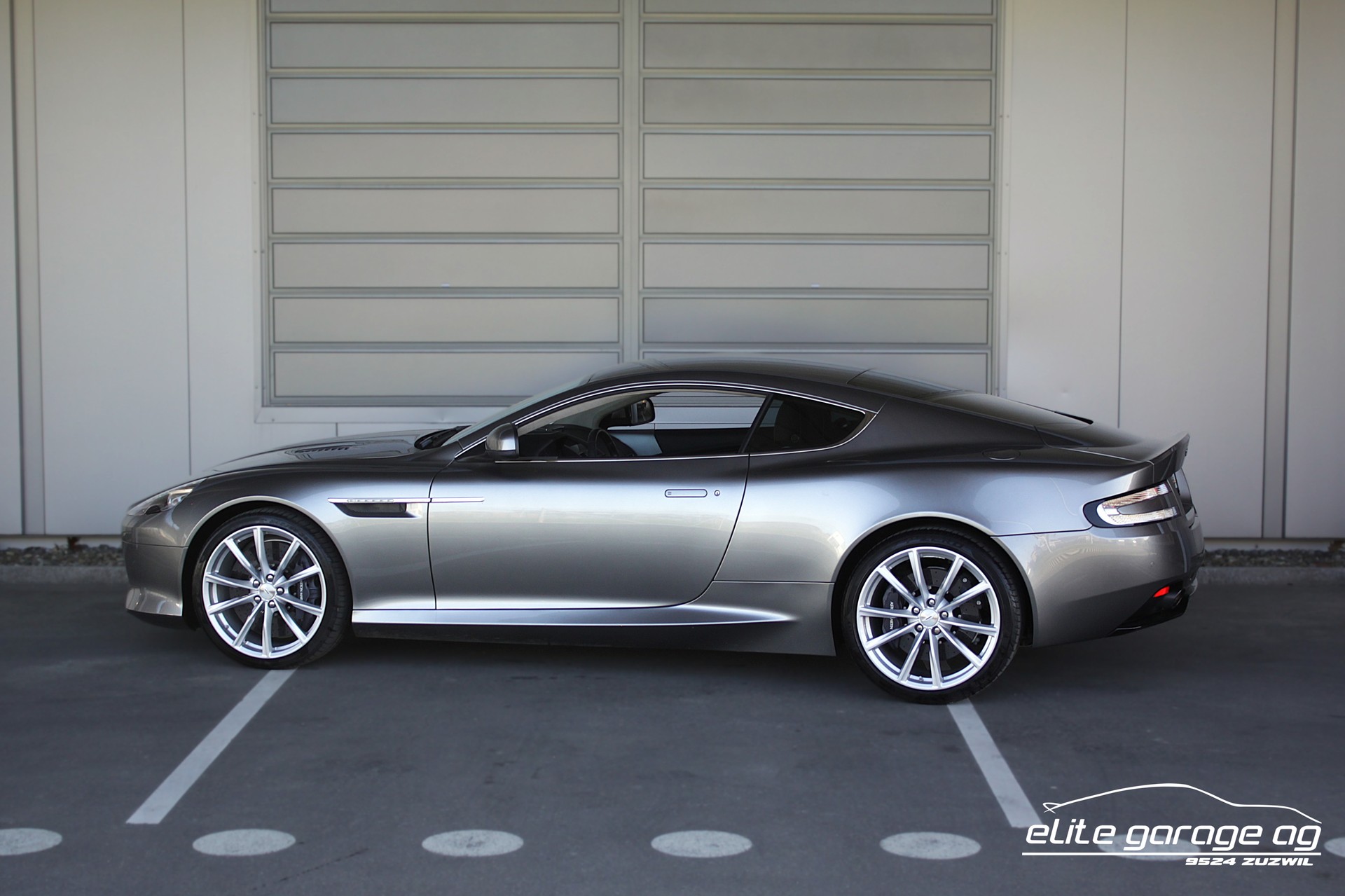 ASTON MARTIN DB9 GT Touchtronic 2-image-2