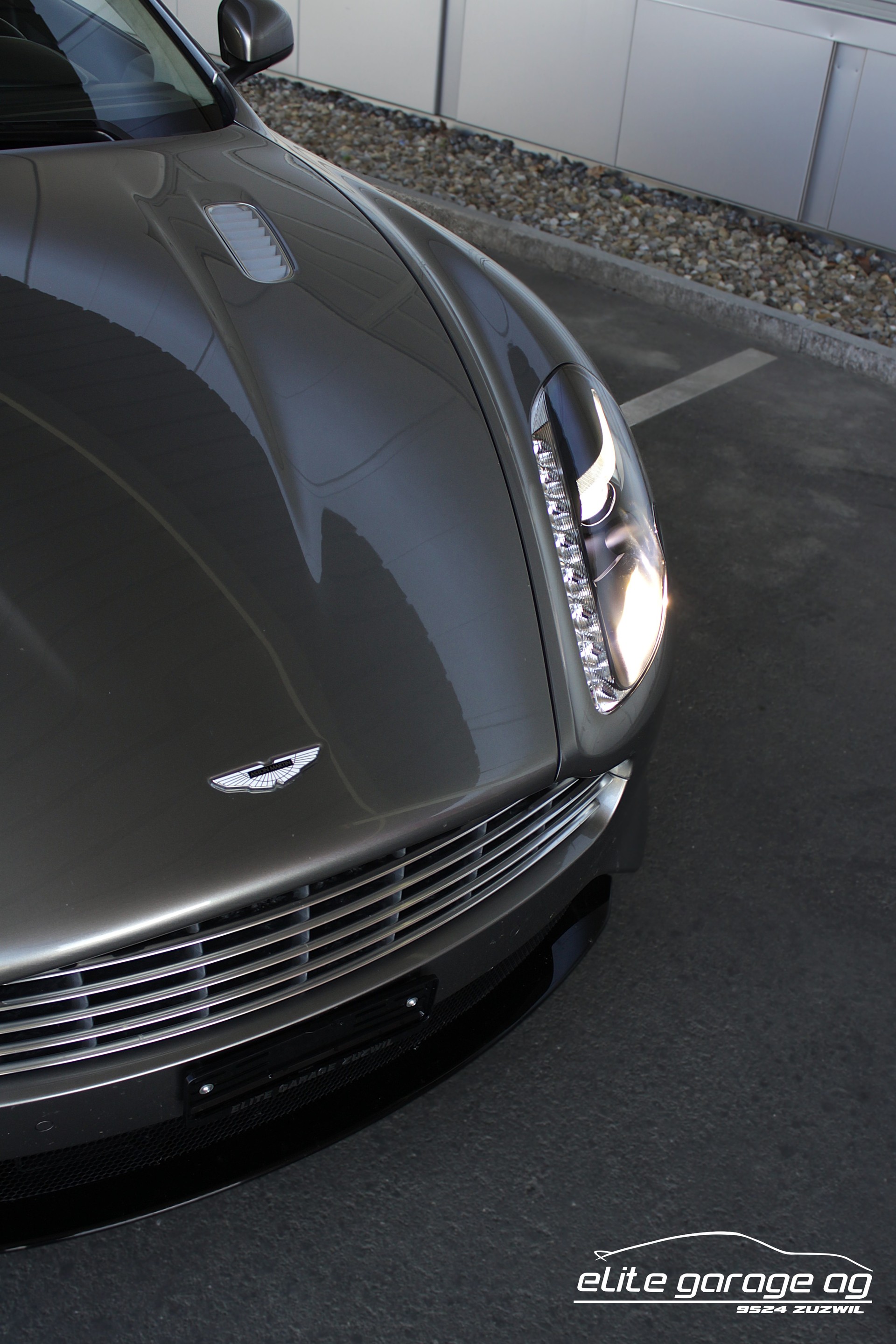 ASTON MARTIN DB9 GT Touchtronic 2-image-11