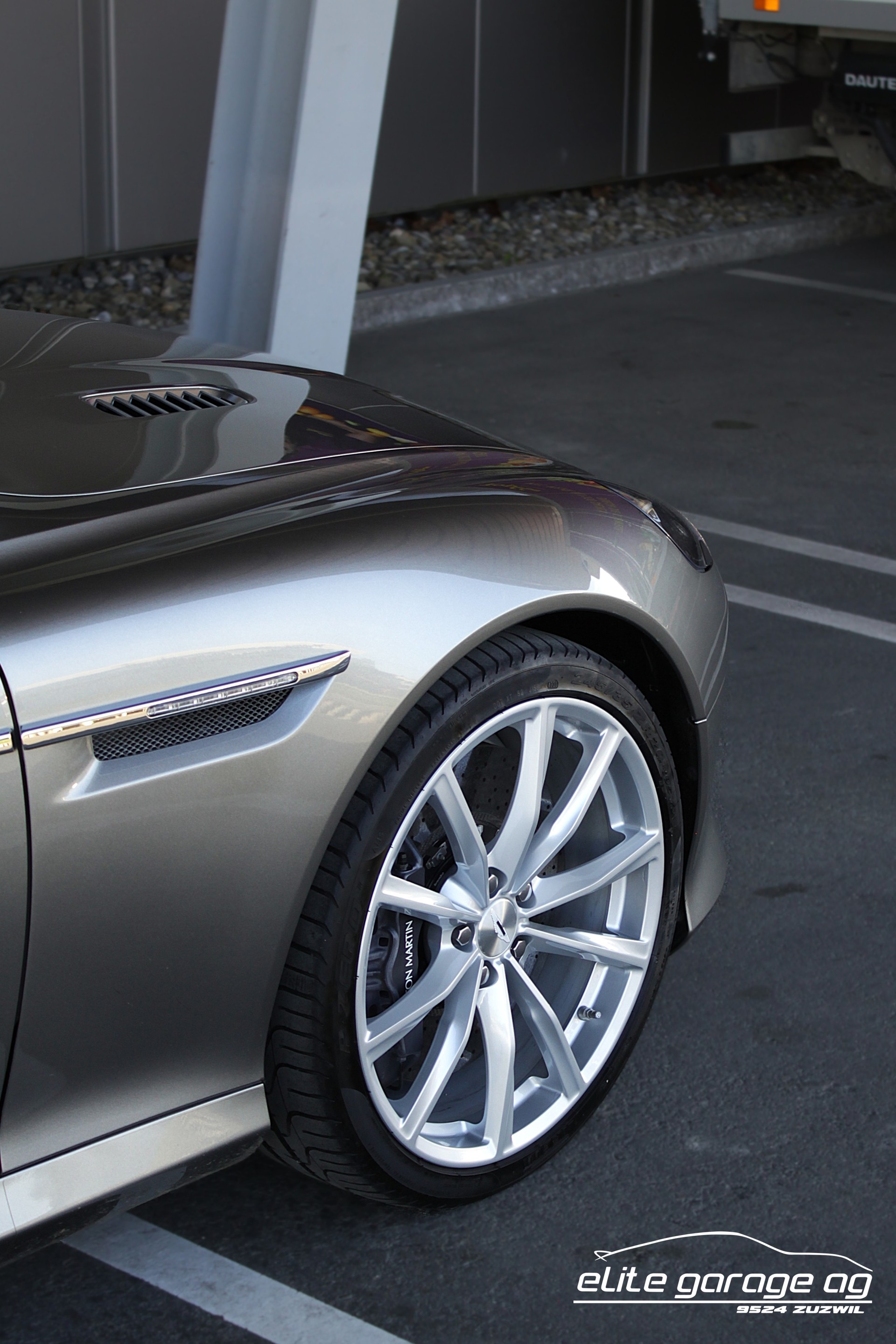 ASTON MARTIN DB9 GT Touchtronic 2-image-10