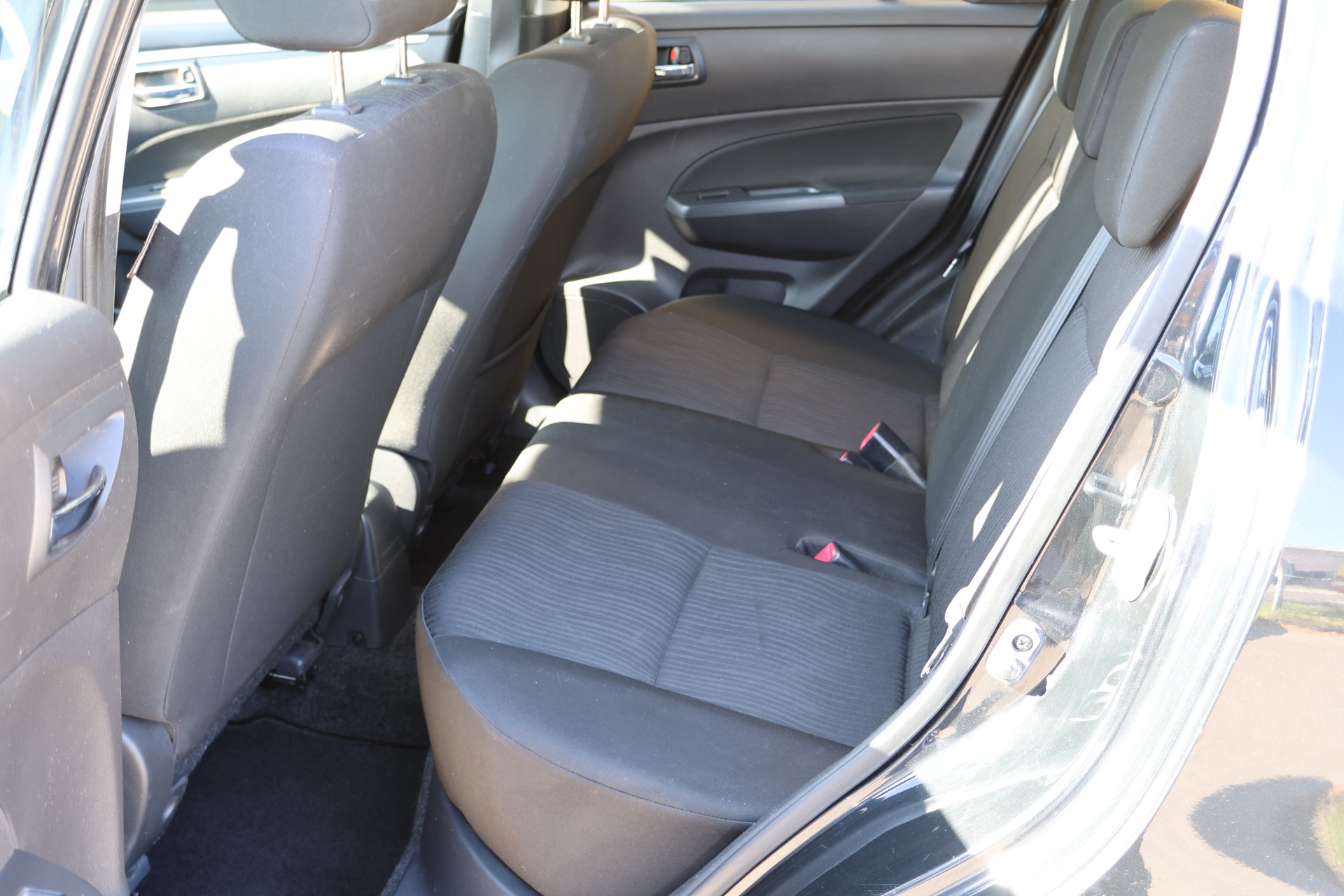 SUZUKI Swift 1.2i GL Top Automatic-image-8