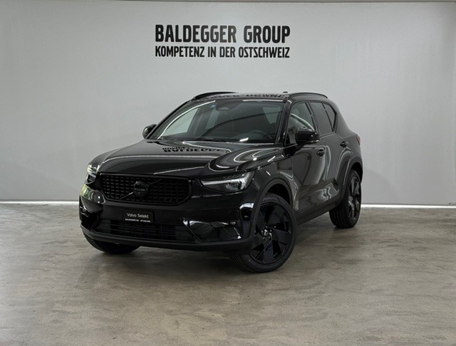 VOLVO XC40 2.0 B4 MH Black Edition-image-0