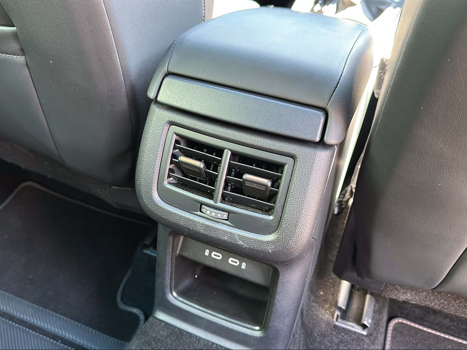 CUPRA Ateca 2.0TSI VZ 4Drive DSG-image-16