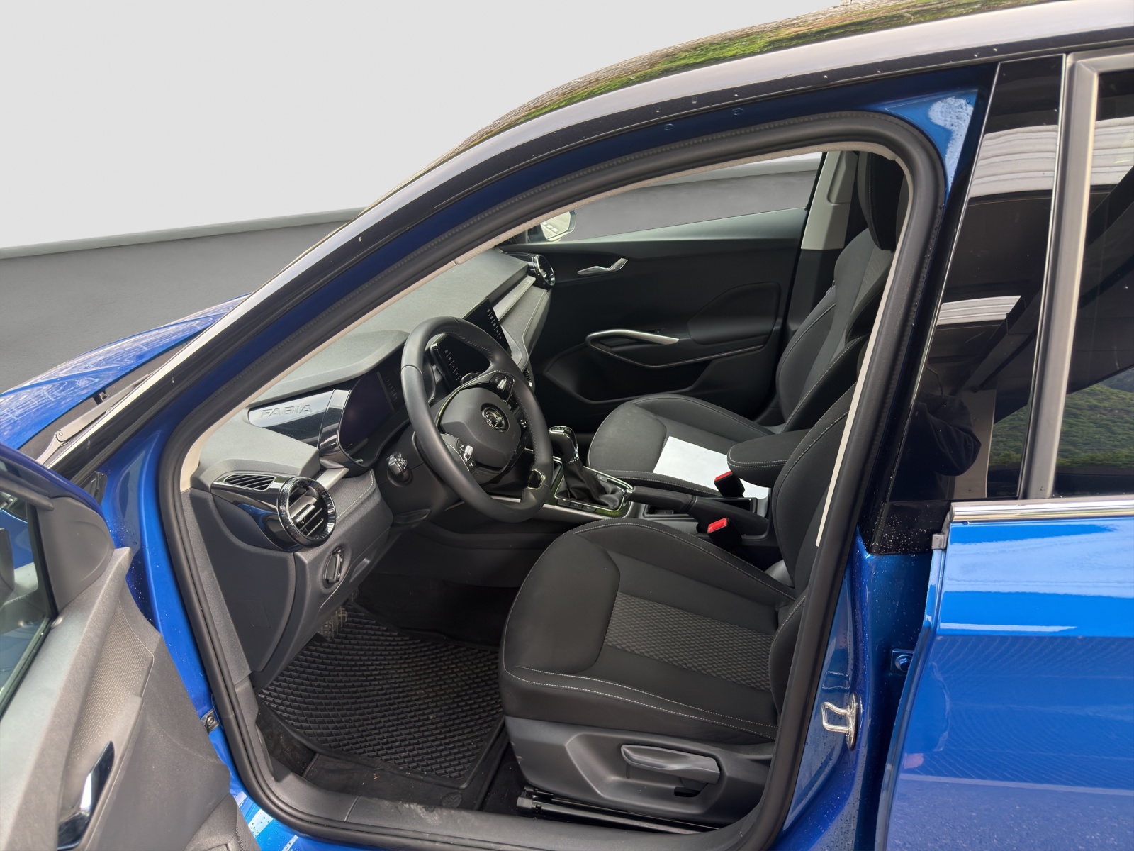 SKODA Fabia 1.0 TSI Style DSG-image-5