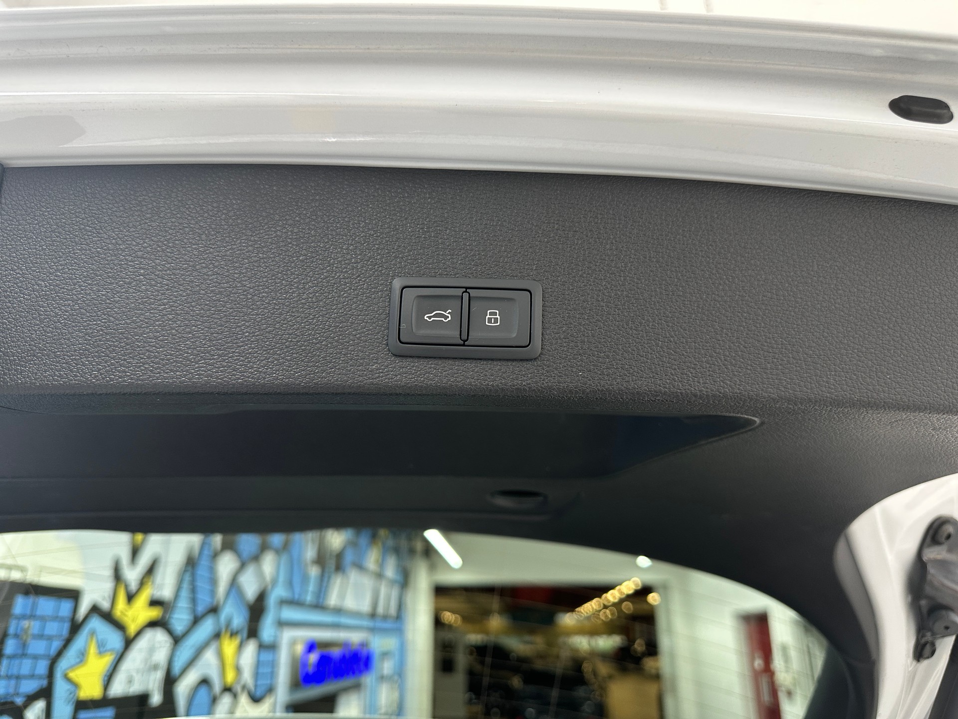 AUDI Q2 35 TFSI S line S-tronic-image-12