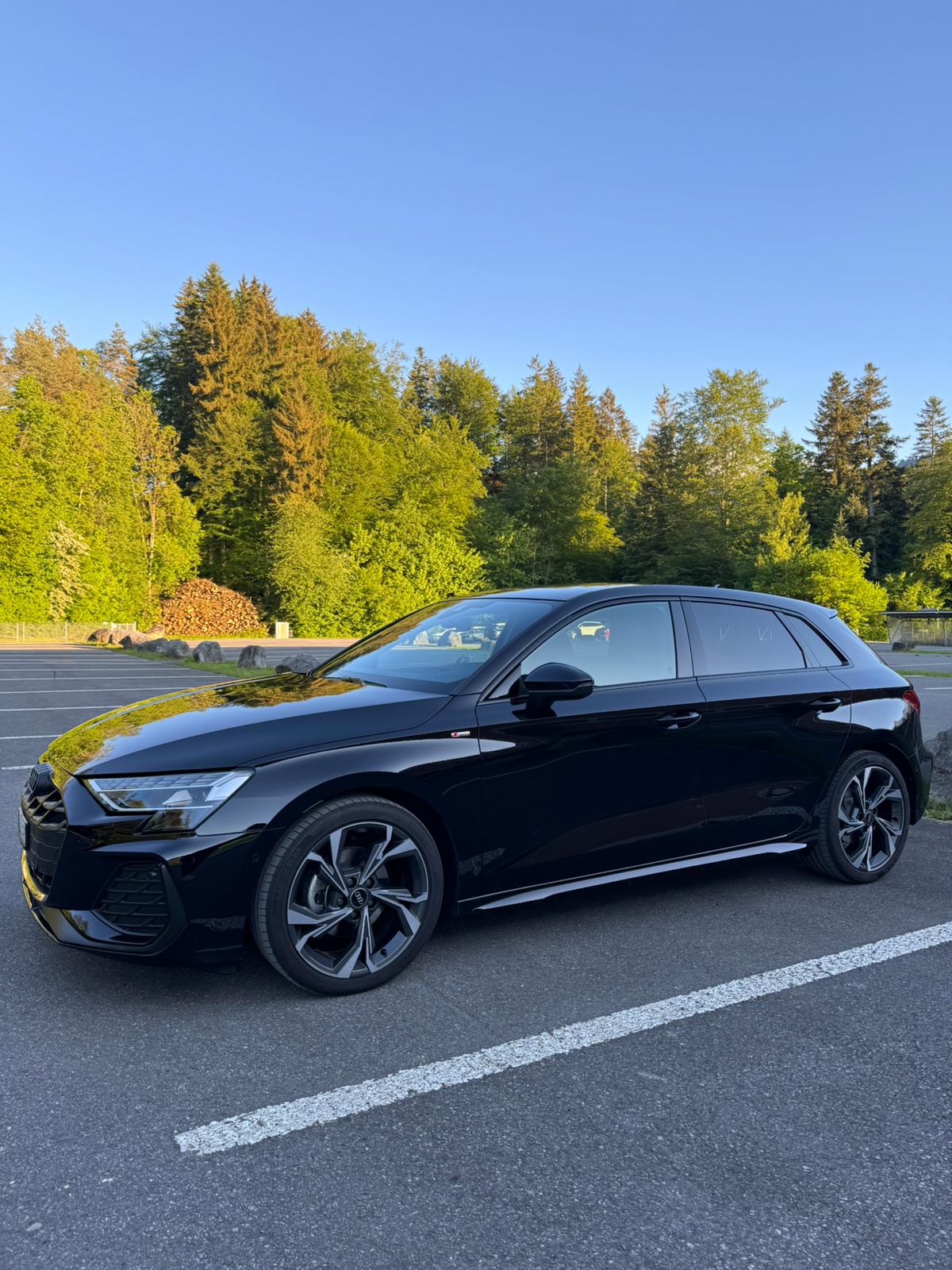 AUDI 1.5 35 TFSI S Line Attraction S-Tronic