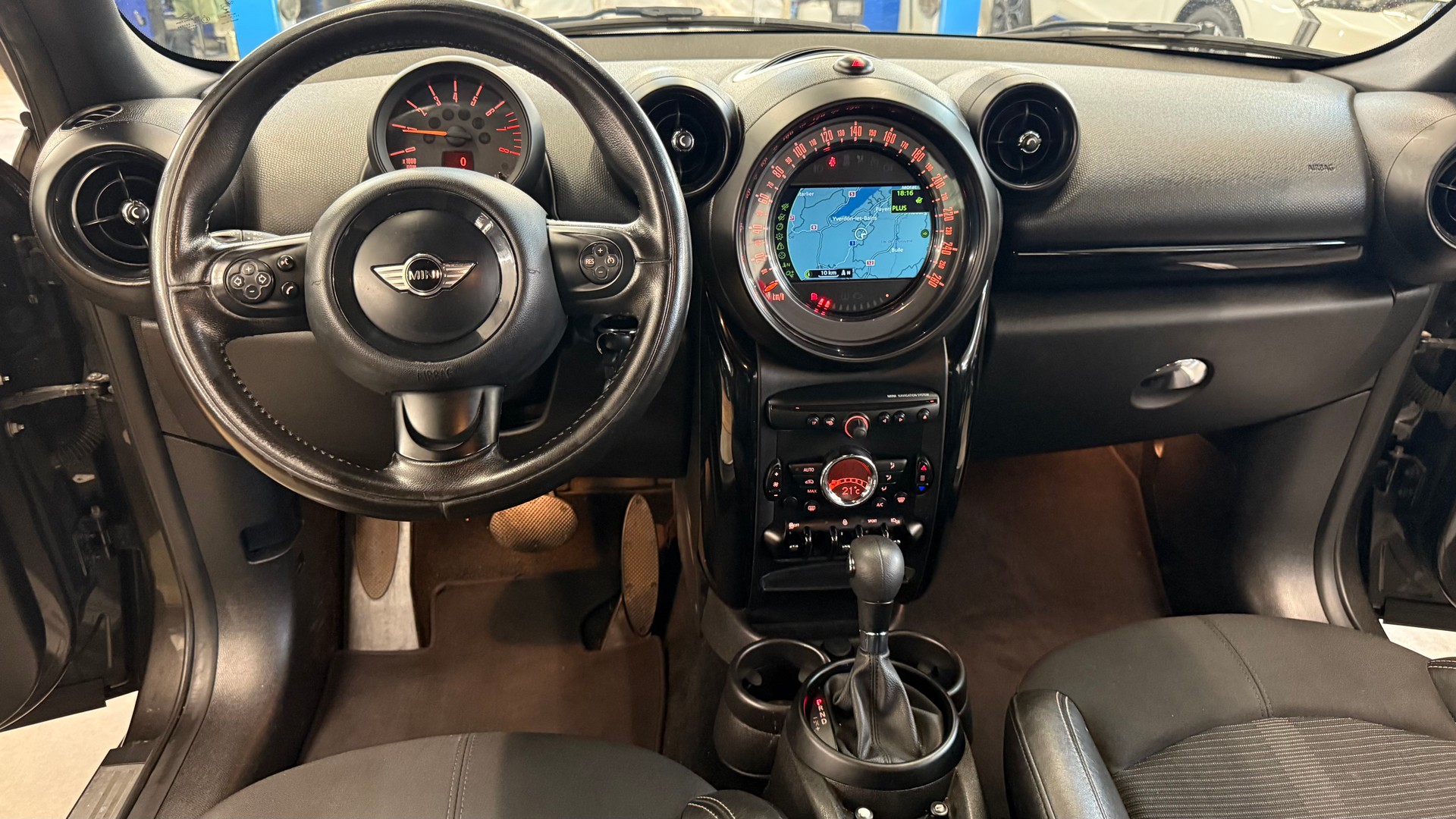 MINI Countryman Cooper ALL4 Steptronic-image-11