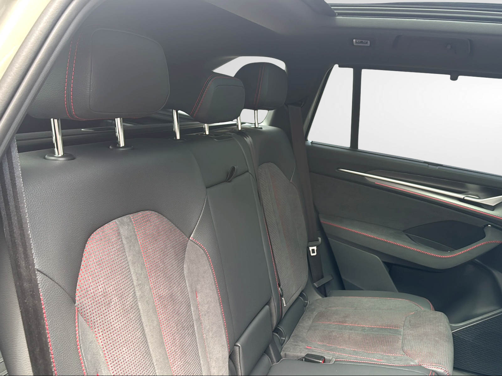 SKODA Kodiaq 2.0 TSI RS 4x4-image-30