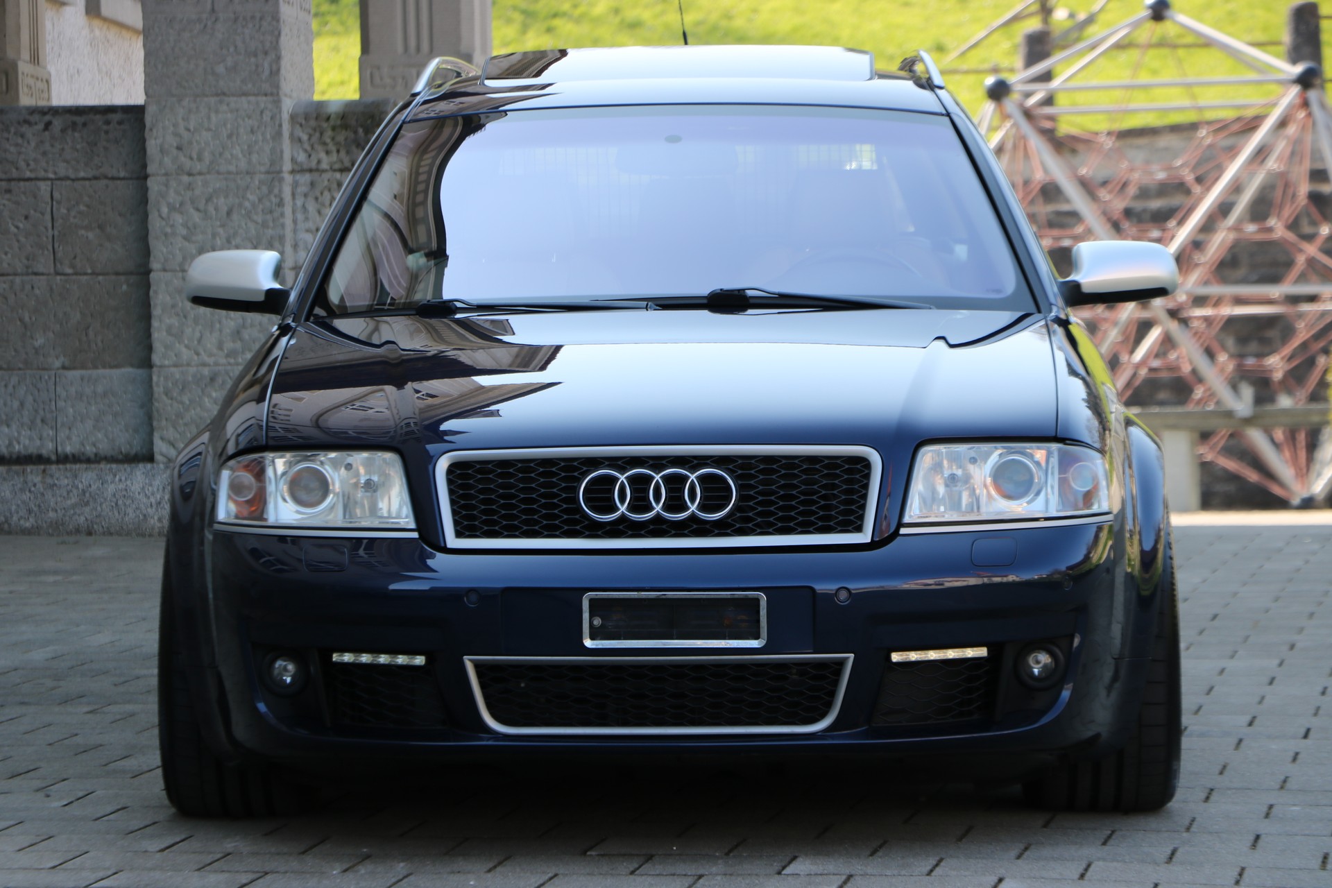AUDI RS6 Avant quattro tiptronic-image-6