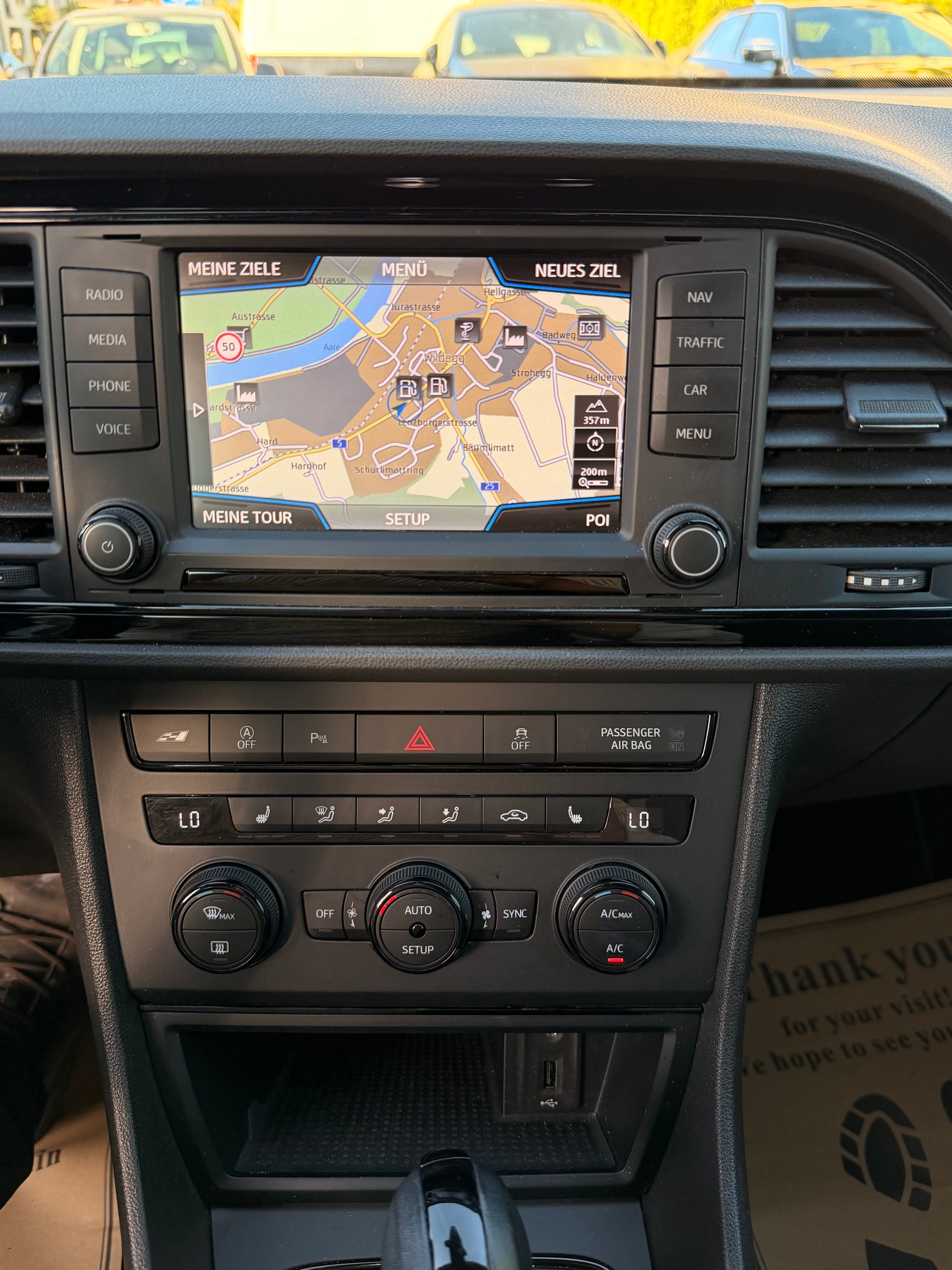 SEAT Leon ST 2.0 TSI Cupra 280 DSG-image-8