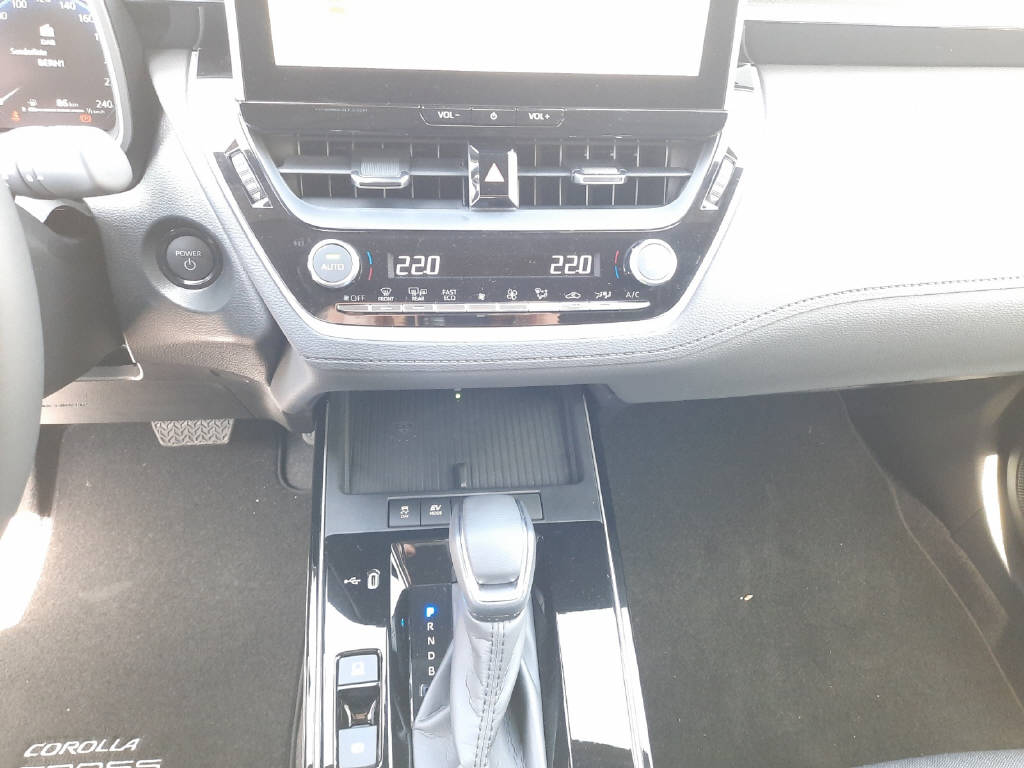 TOYOTA Corolla Cross 2.0 HSD Trend AWD-i-image-11