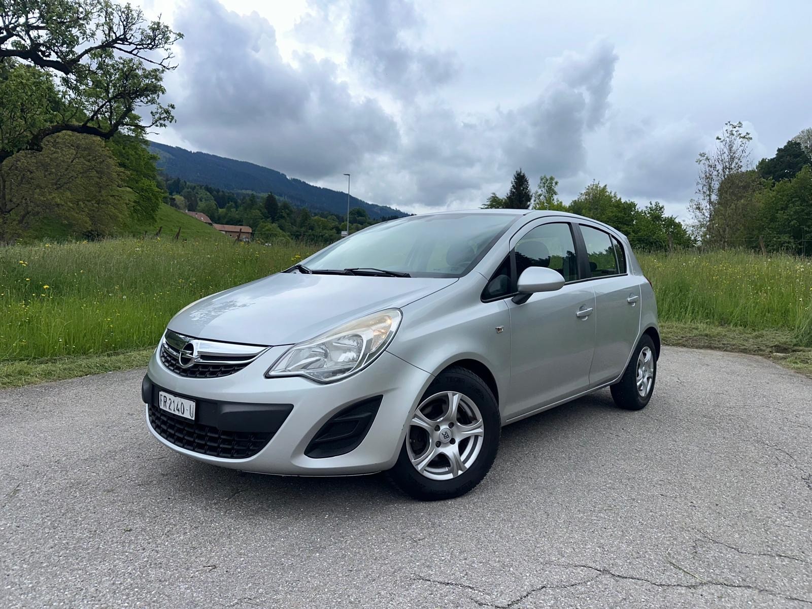 OPEL Corsa 1.3 CDTI-image-0