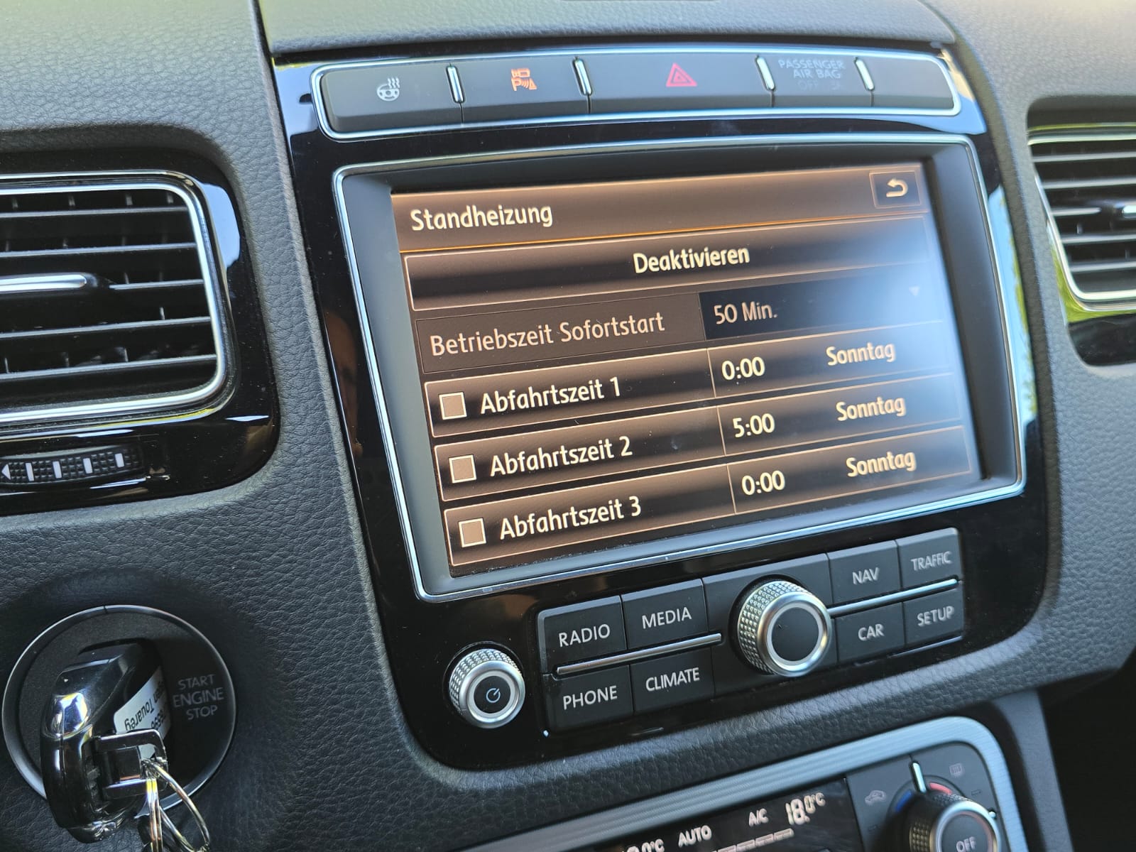 VW Touareg 3.0 TDI R-Line BMT Tiptronic-image-19