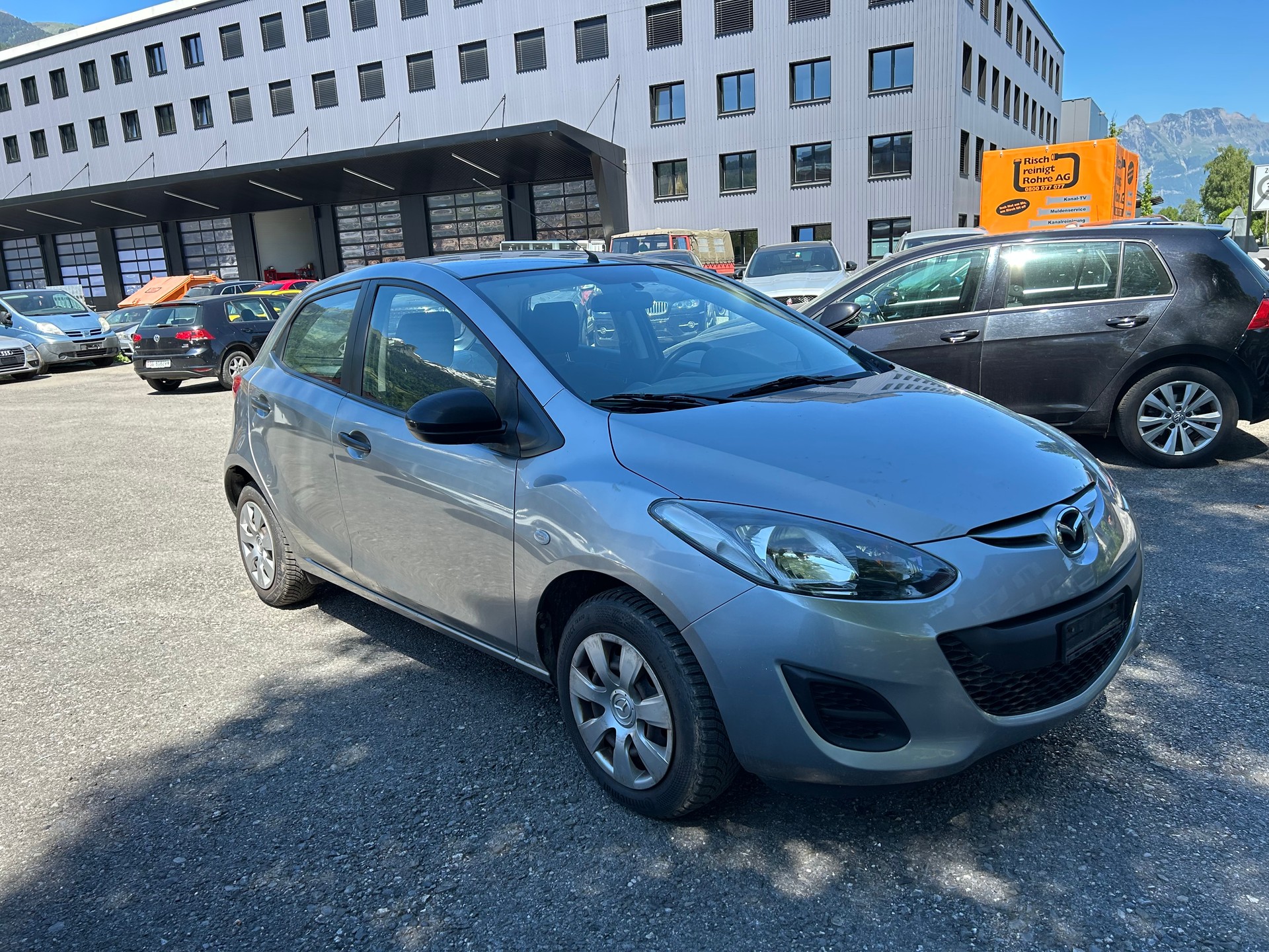 MAZDA 2 1.3i 16V Confort-image-2