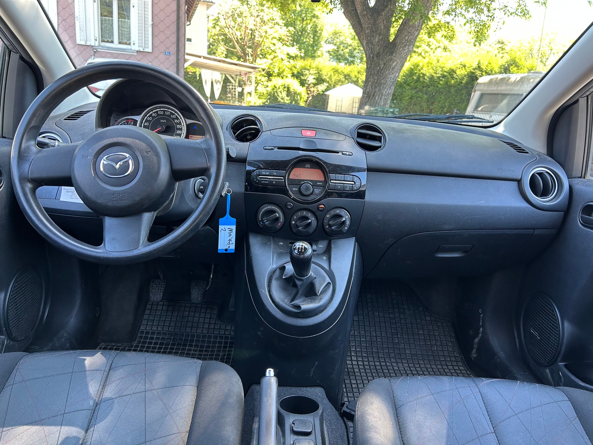 MAZDA 2 1.3i 16V Confort-image-9