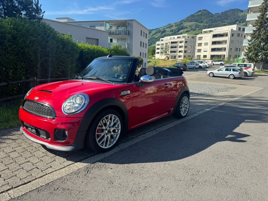 MINI Cooper John Cooper Works Cabriolet-image-2