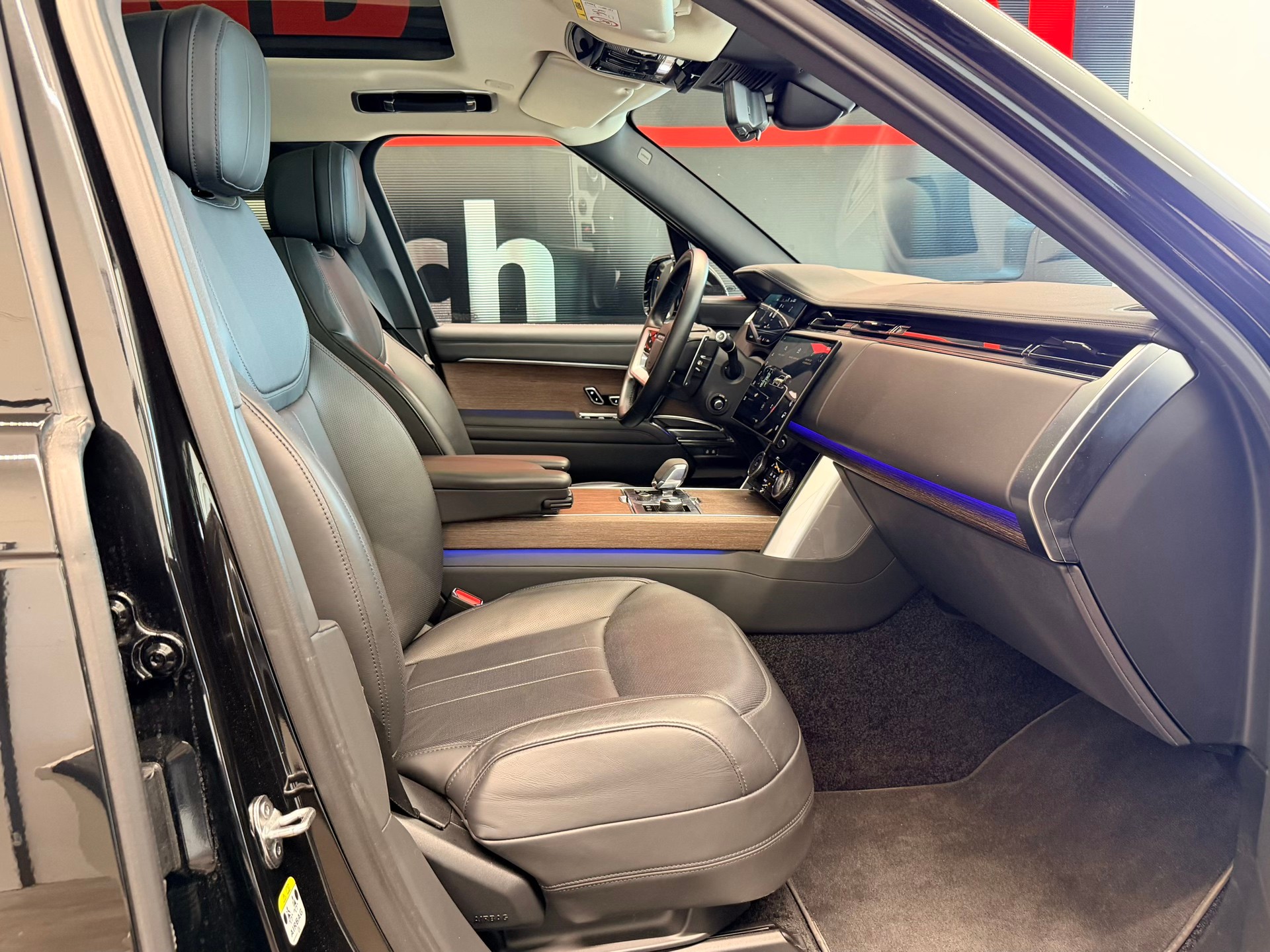 LAND ROVER Range Rover D350 3.0D I6 MHEV HSE Automatic-image-22