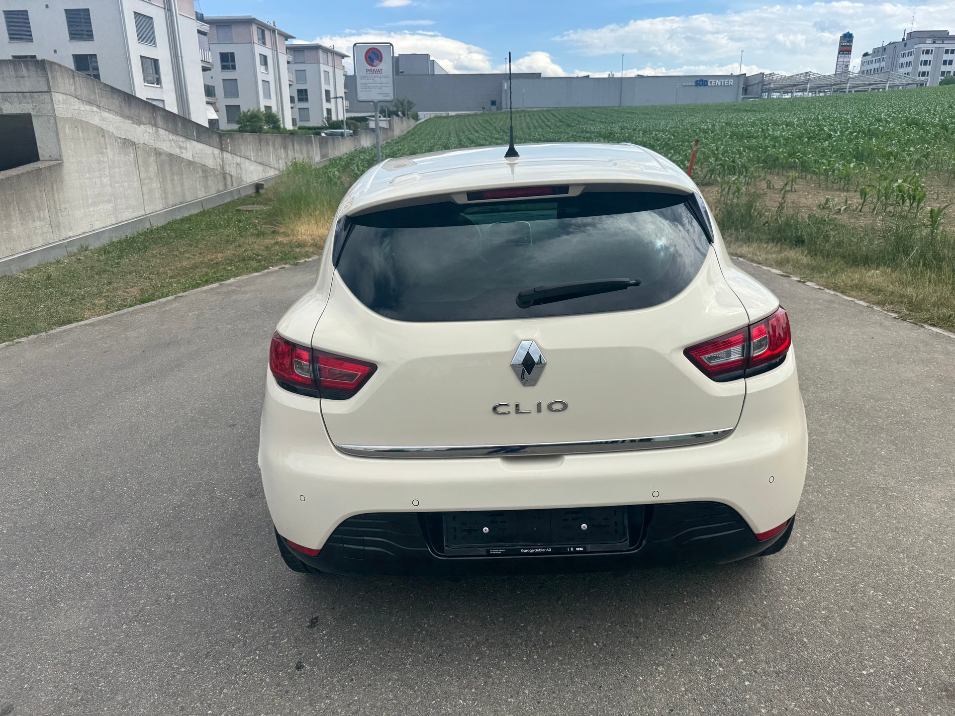RENAULT Clio 1.2 16V T Iconic EDC-image-4