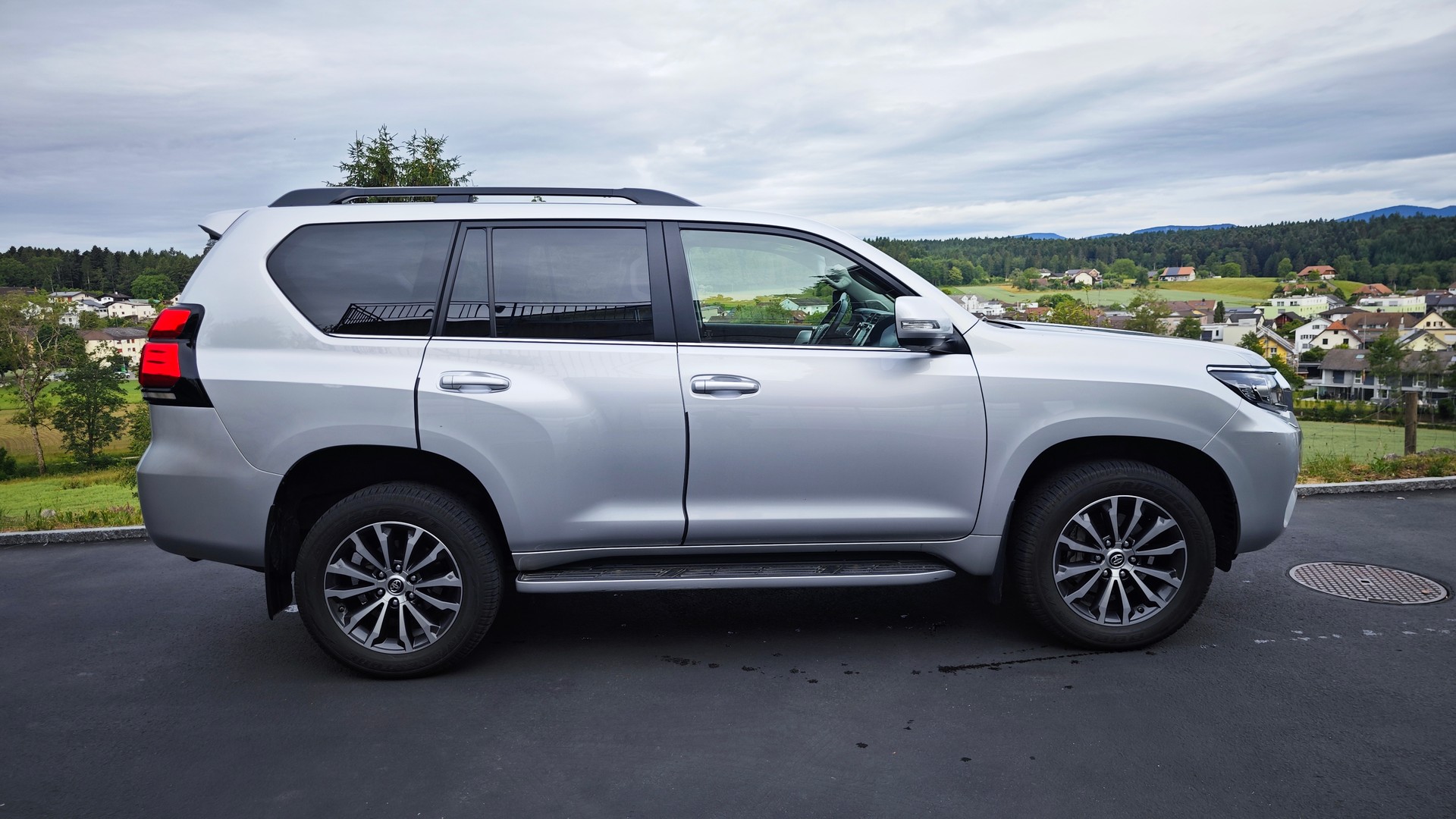 TOYOTA 2.8 D 200 Style-image-2