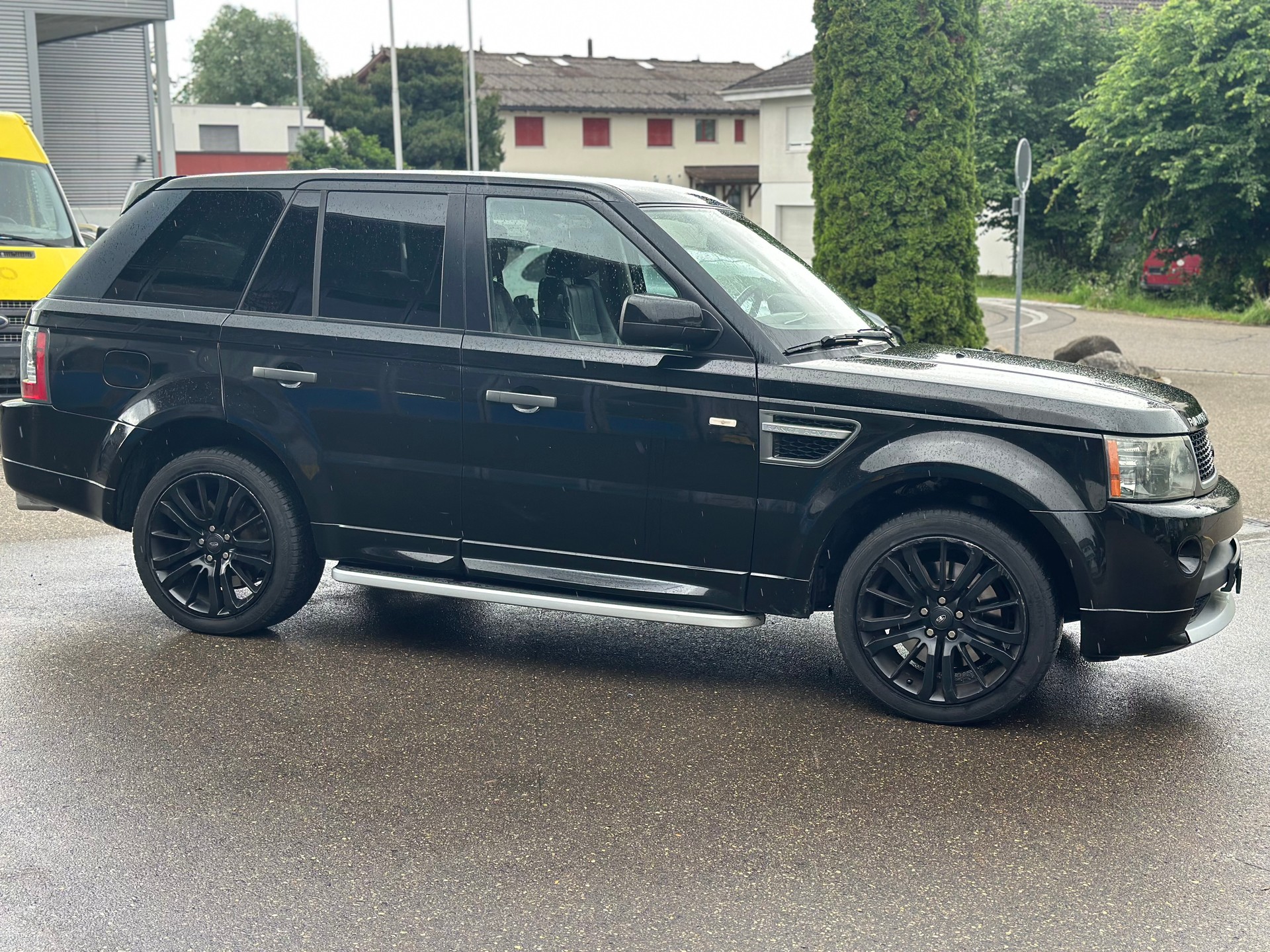 LAND ROVER Range Rover Sport 3.0 TDV6 HSE Automatic-image-4