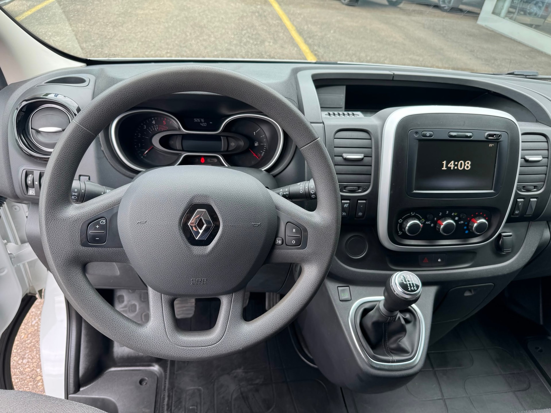 RENAULT Trafic 2.0 Energy dCi 120 3.0t Business L1H1-showroom-element-2