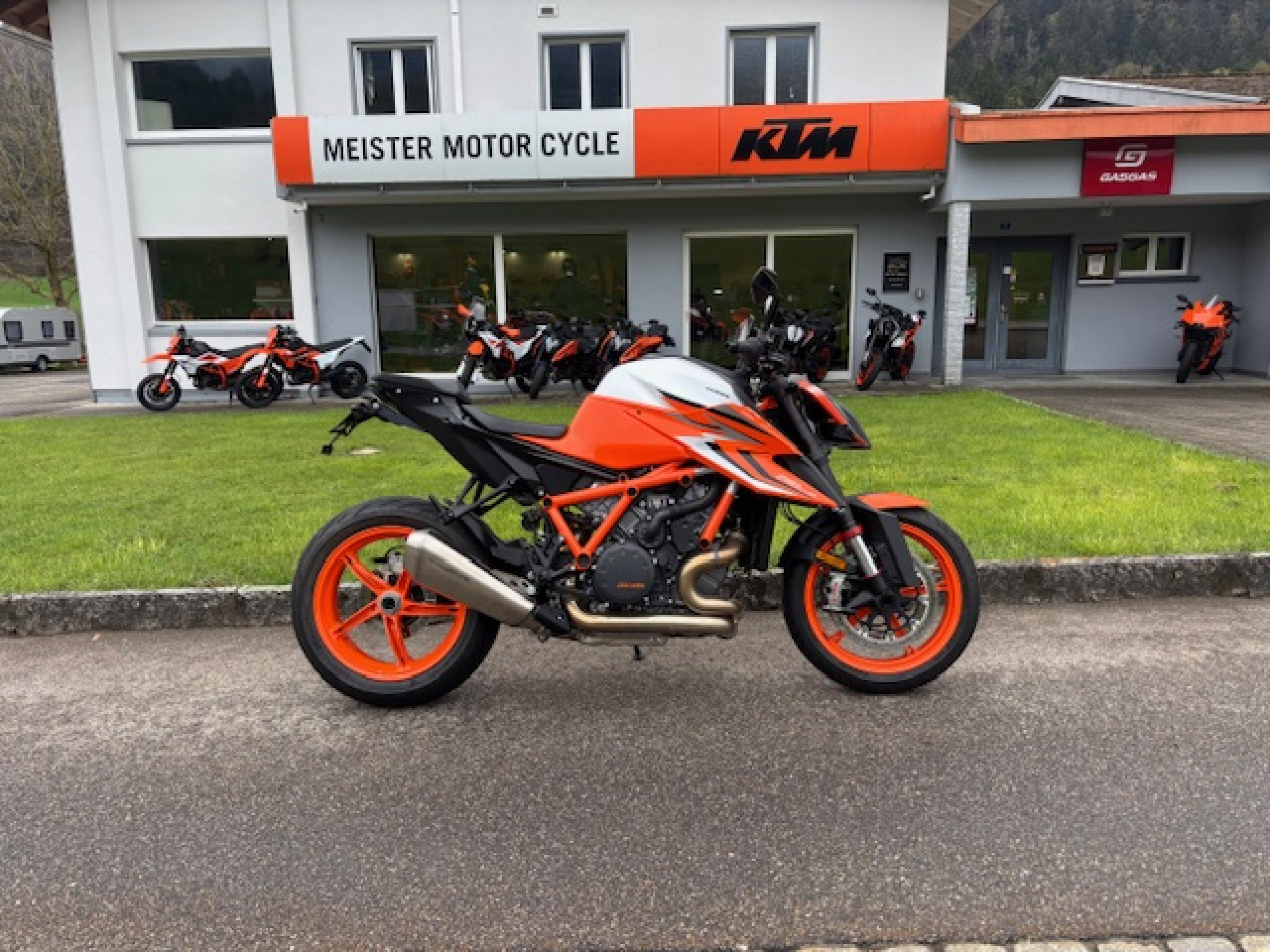 KTM 1290 Super Duke R