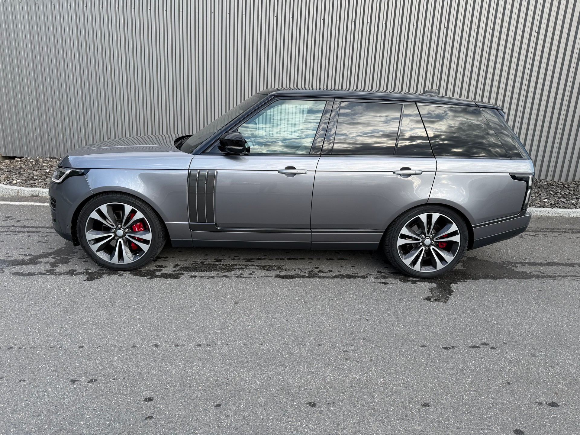 LAND ROVER Range Rover LWB 5.0 V8 S/C SV AB Automatic GARANTIE LAND ROVER 01.05.2027-image-1