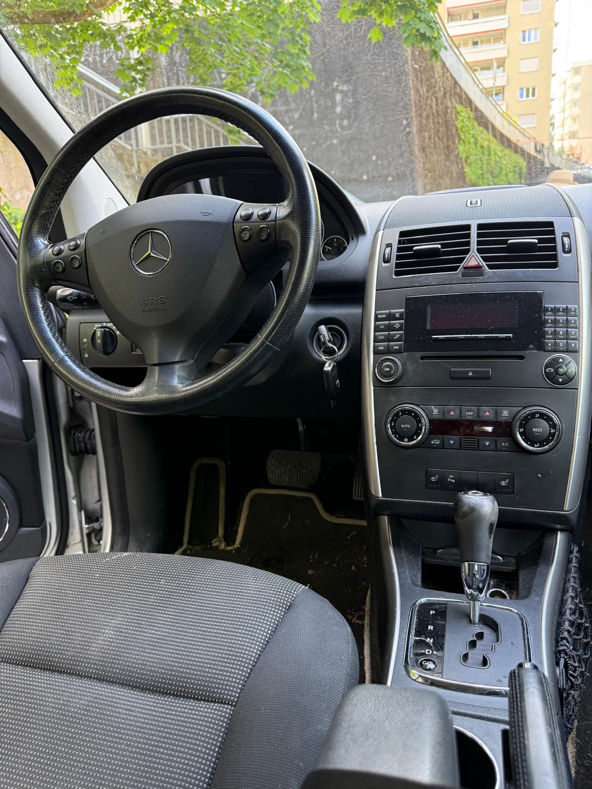 MERCEDES-BENZ A 170 Elégance-image-6