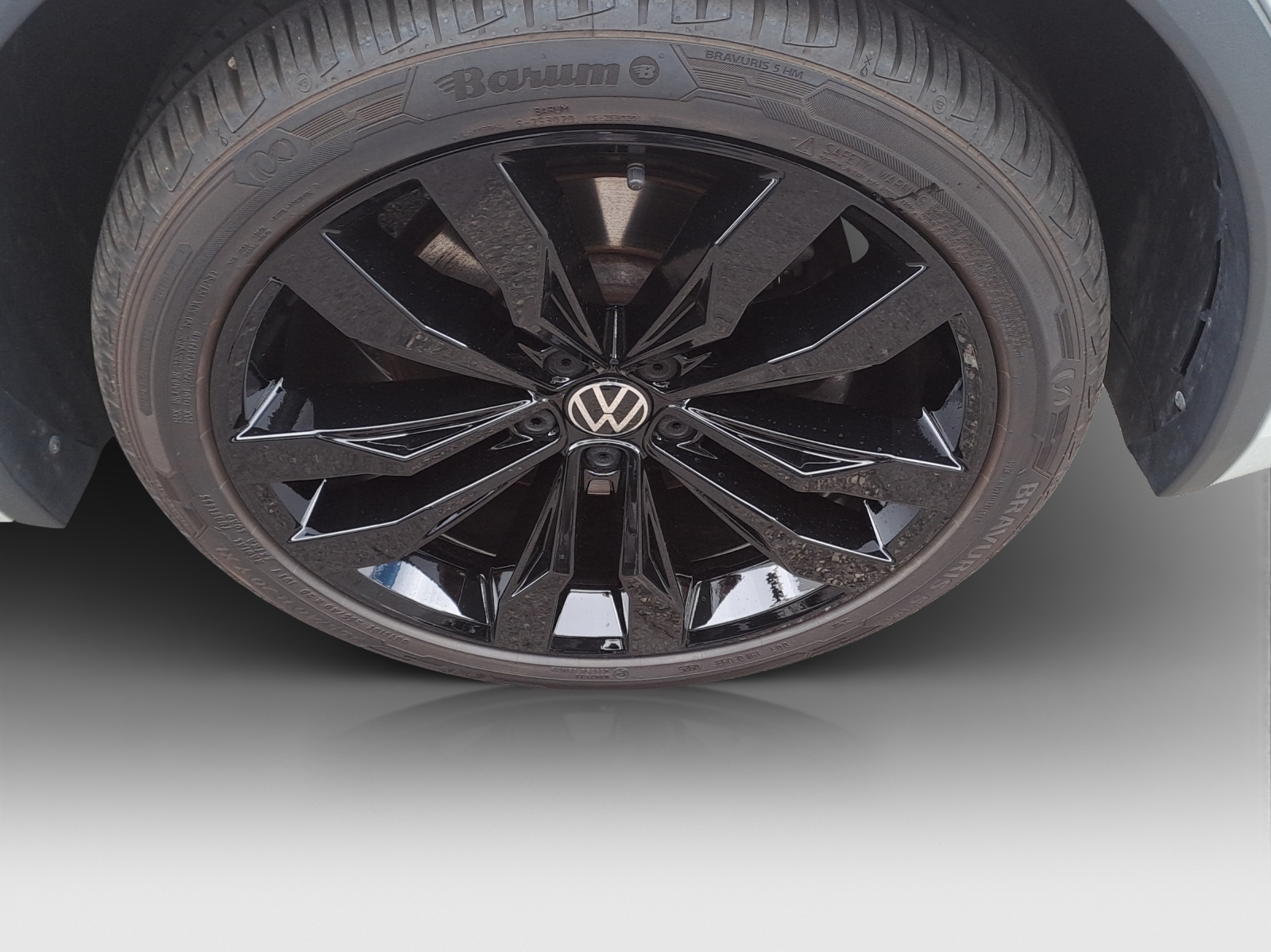 VW Tiguan Allspace 2.0TSI R-Line 4Motion DSG-image-14